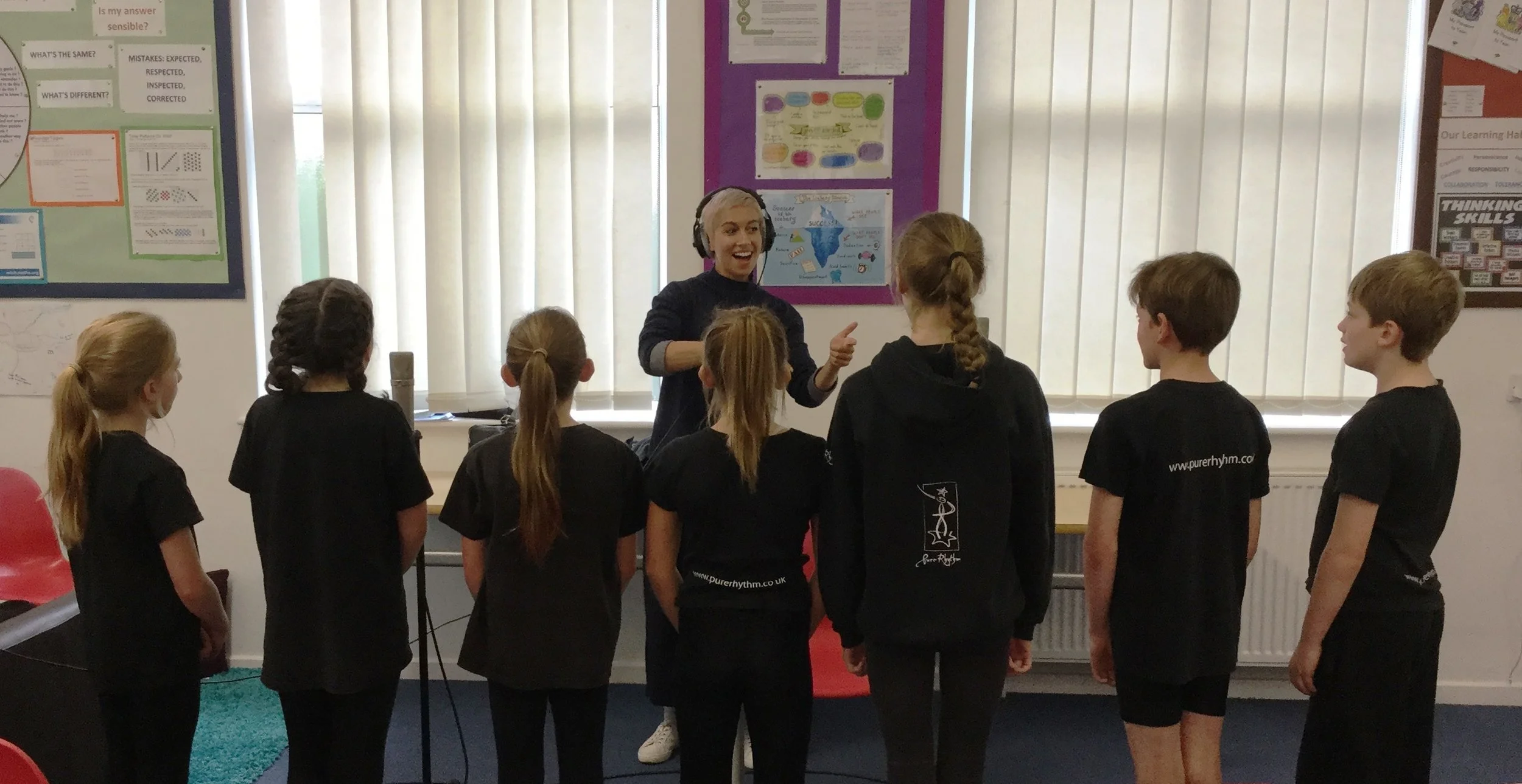 Pure Rhythm singers used for Backing track 