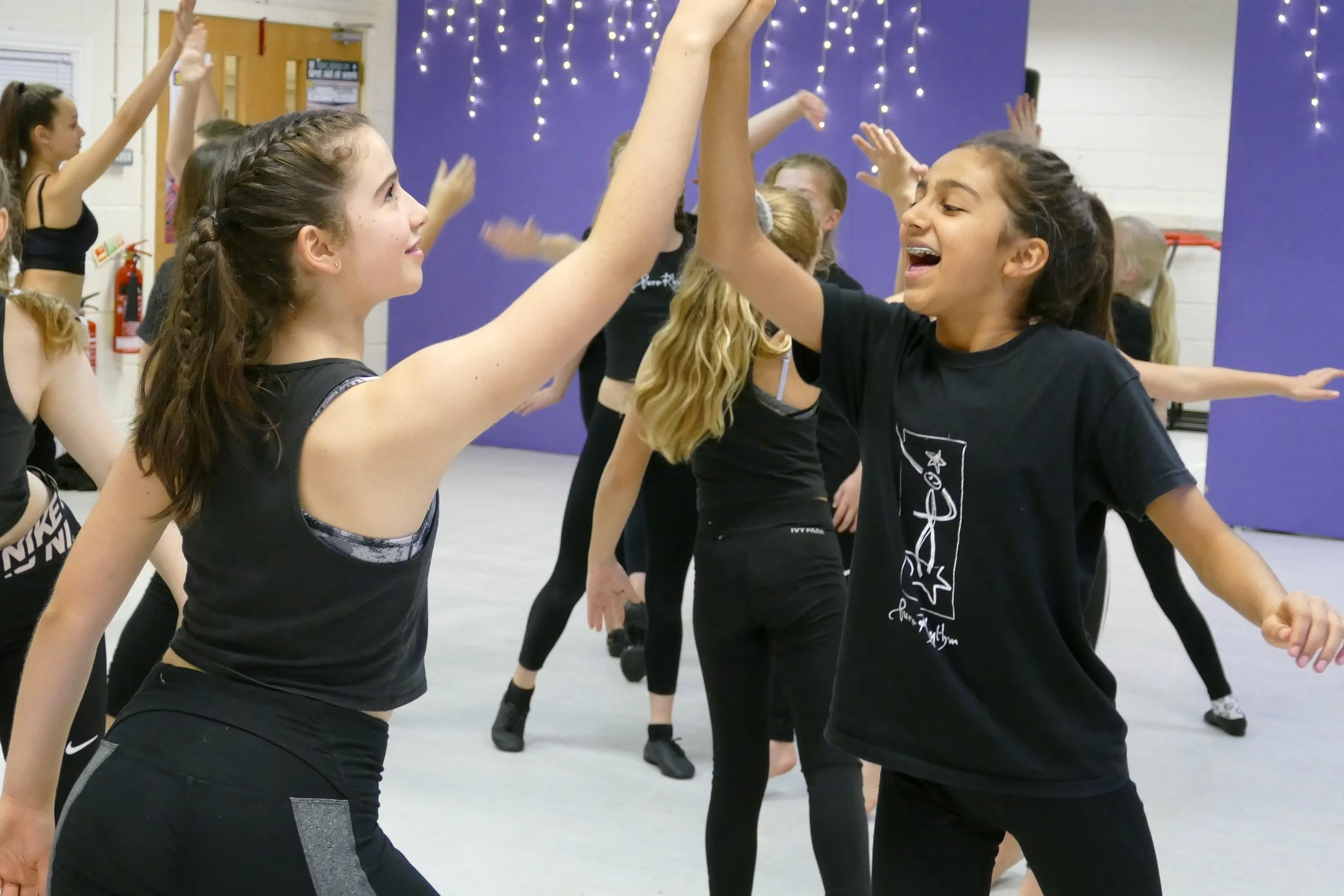      

 
   Pure Rhythm students were very lucky  on November 18th to have a workshop run by Andrew Chadwick in preparation of their auditions for Cats the musical. Andrew is a Musical Theatre performer with a vast experience in performing , includin