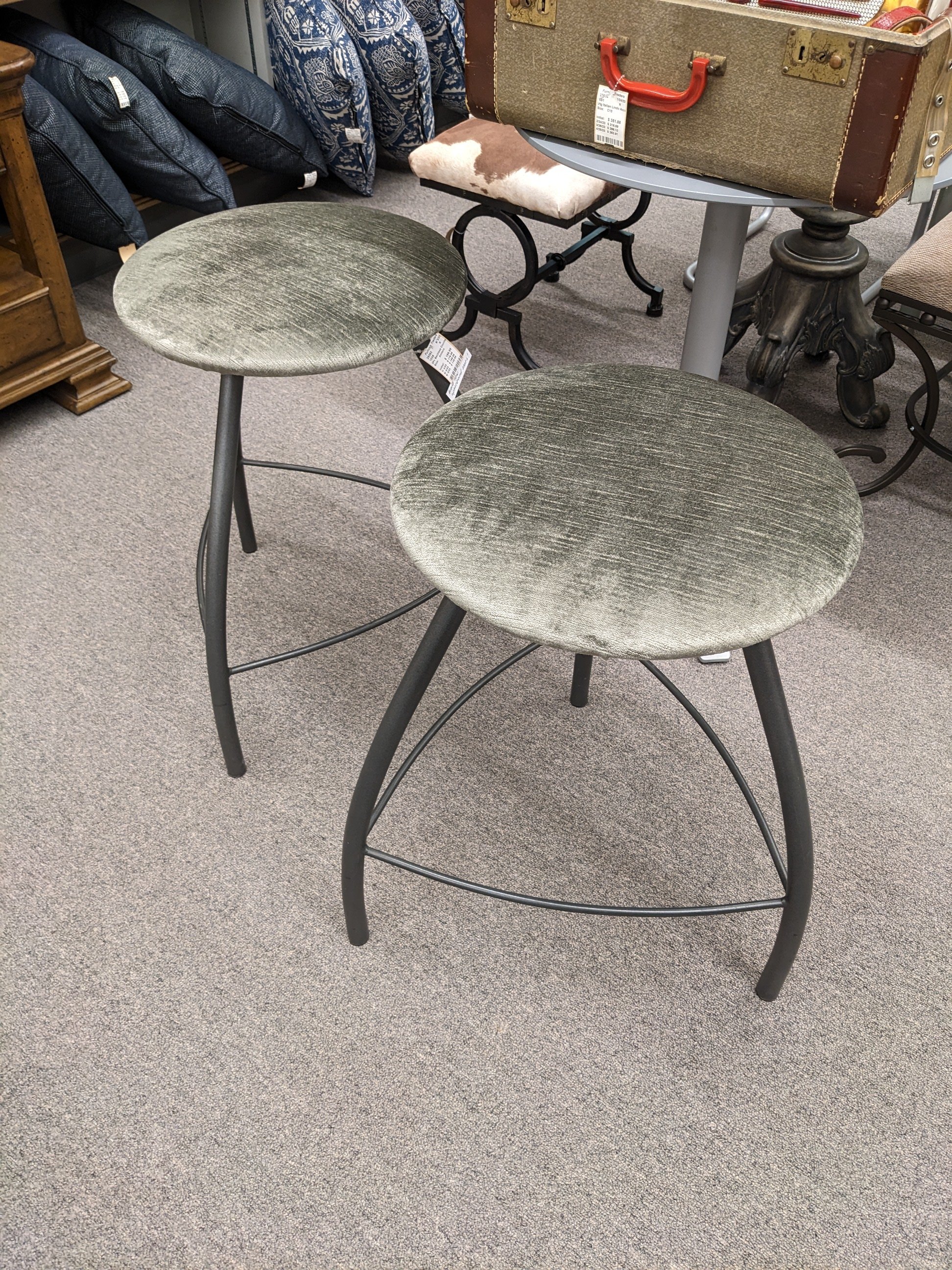 2Pc Backless Counter Stools