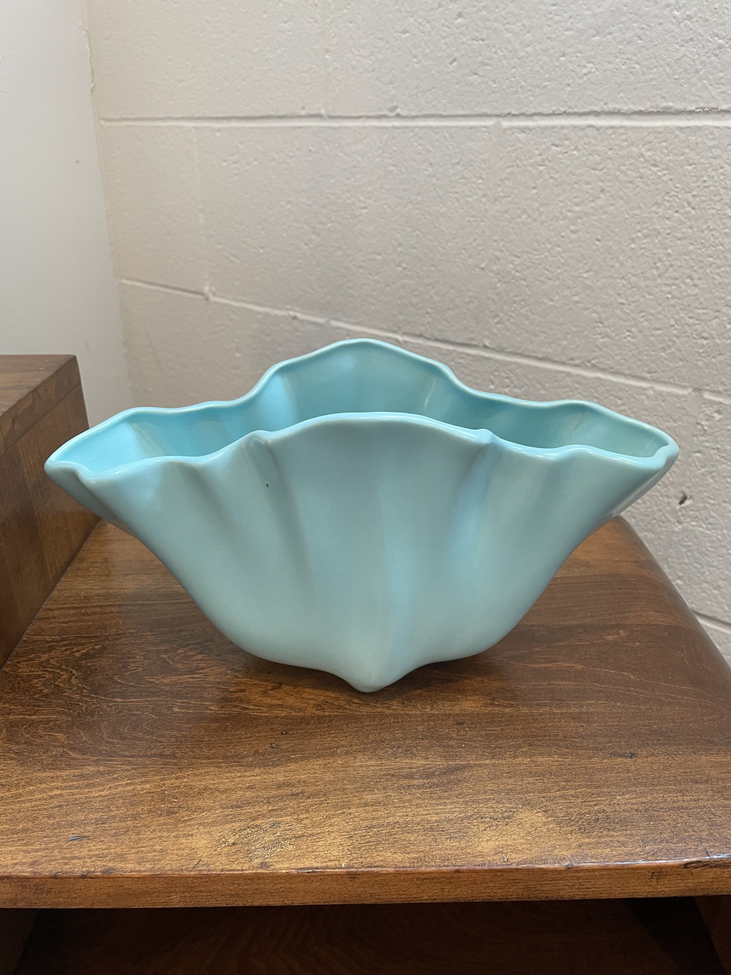 Aqua Metlox Handkerchief Vase