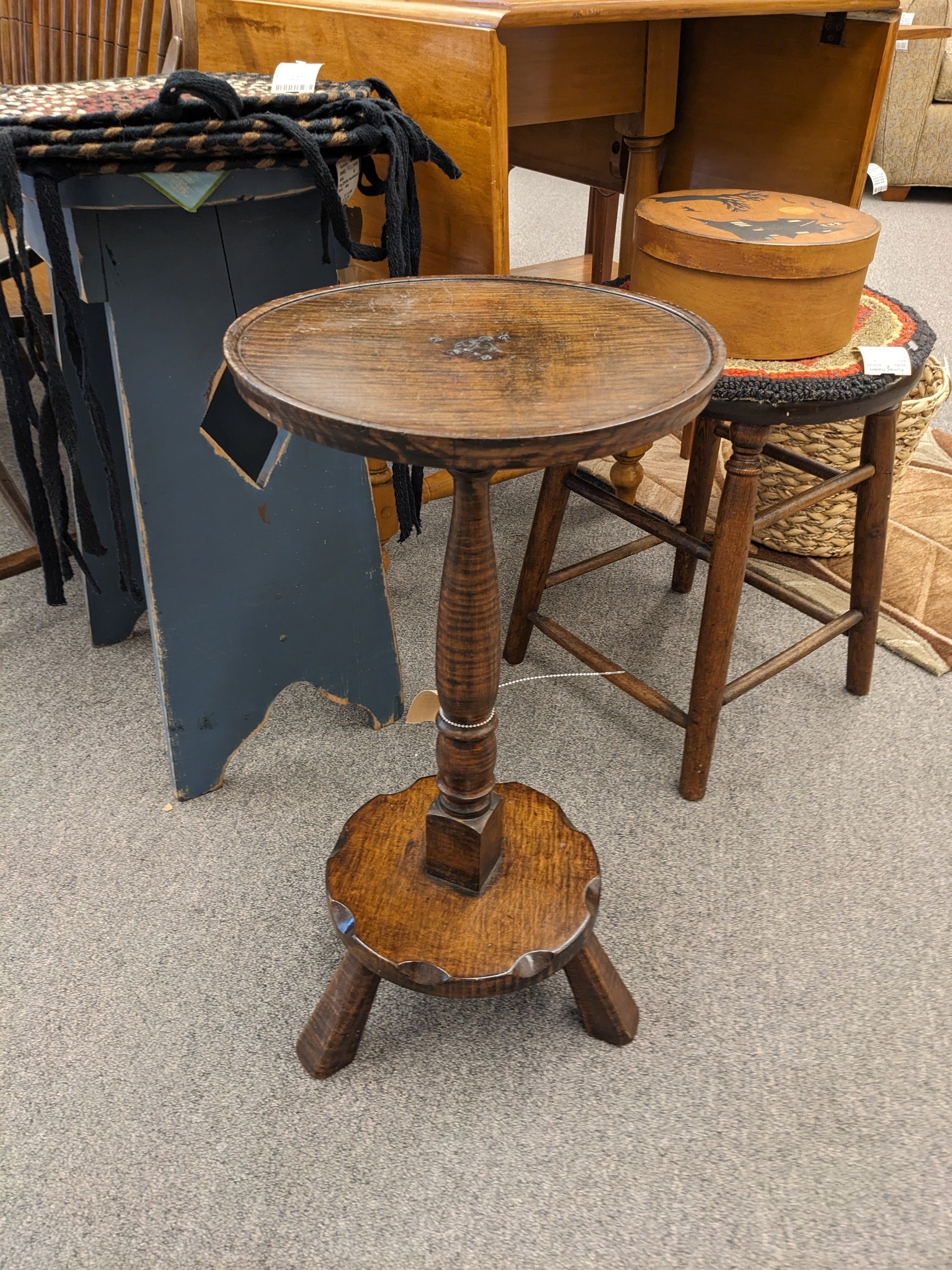 Antique Tiger Grain Pedestal/Plant Stand