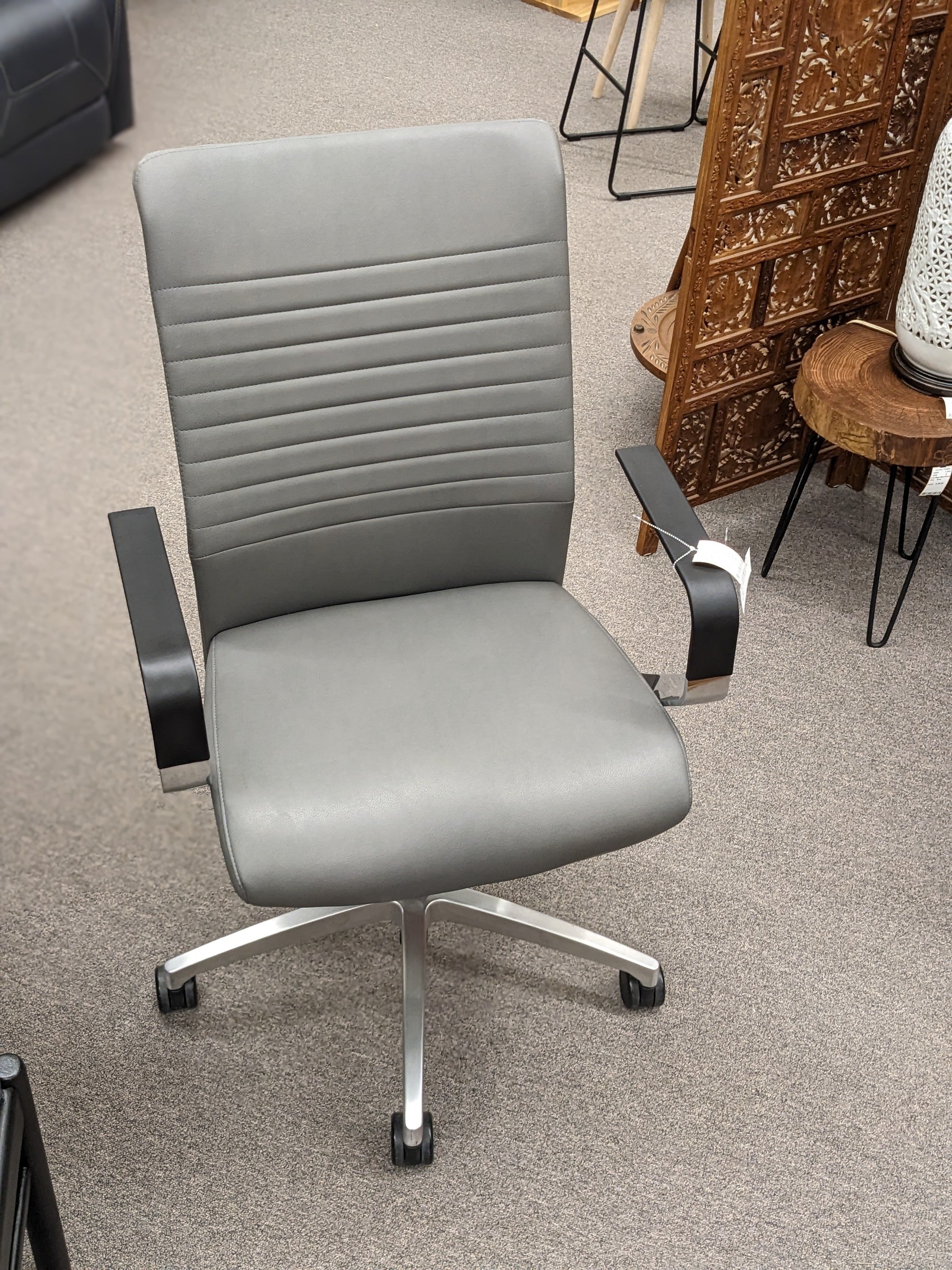 Via Seating Proform Leather Office Chair