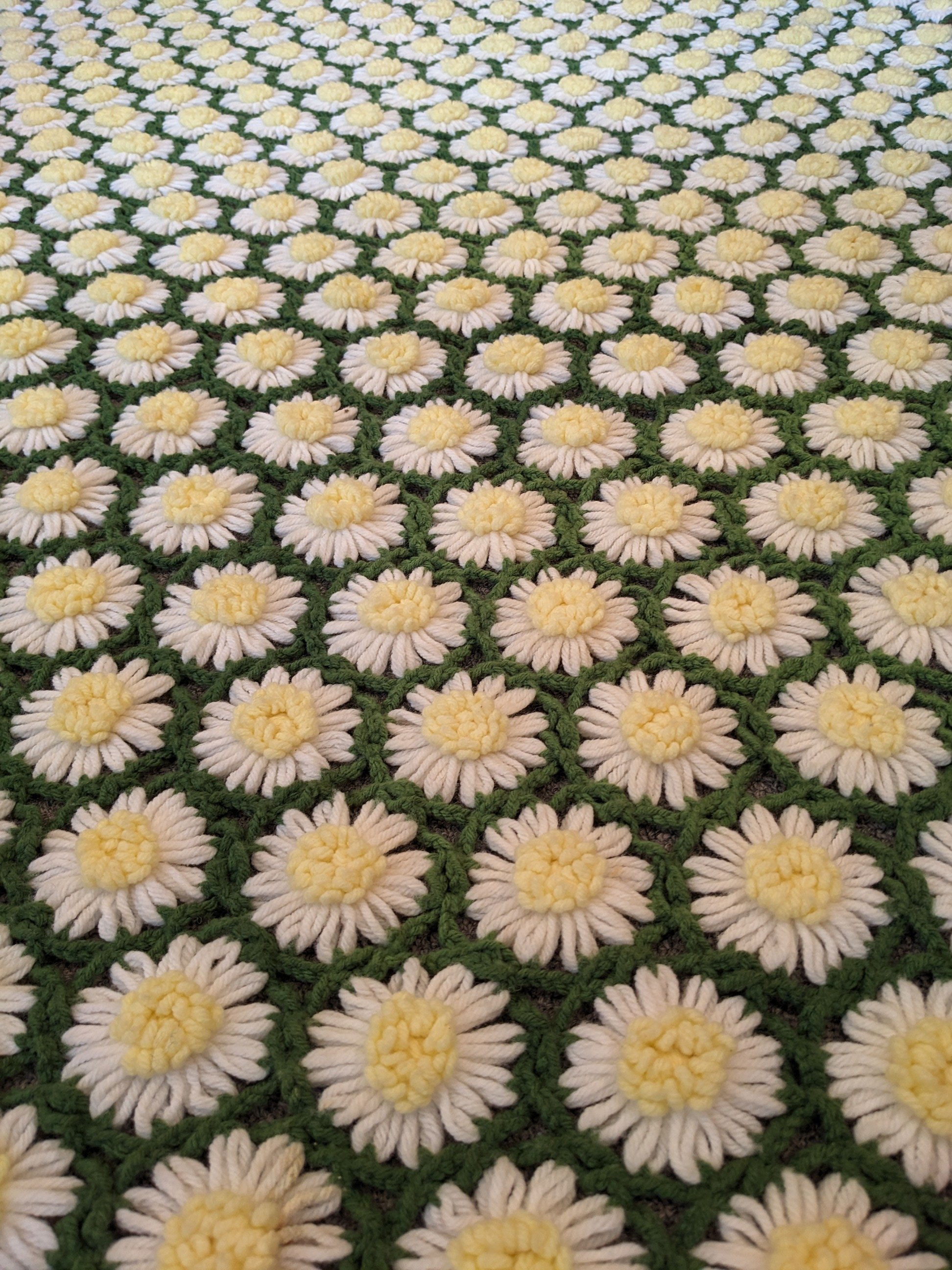 70s Crocheted Daisy Afghan