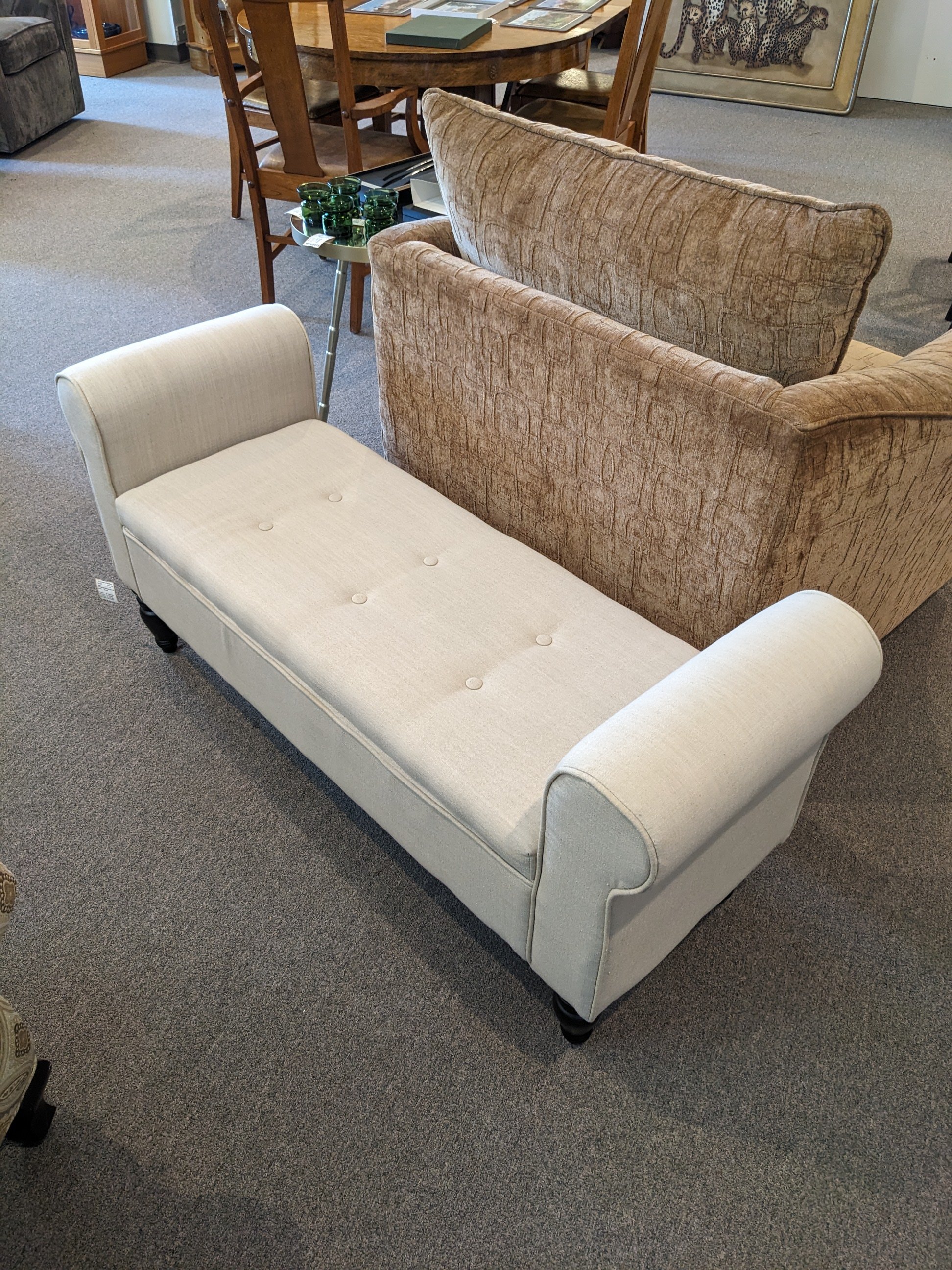 Tufted Storage/Bed Bench