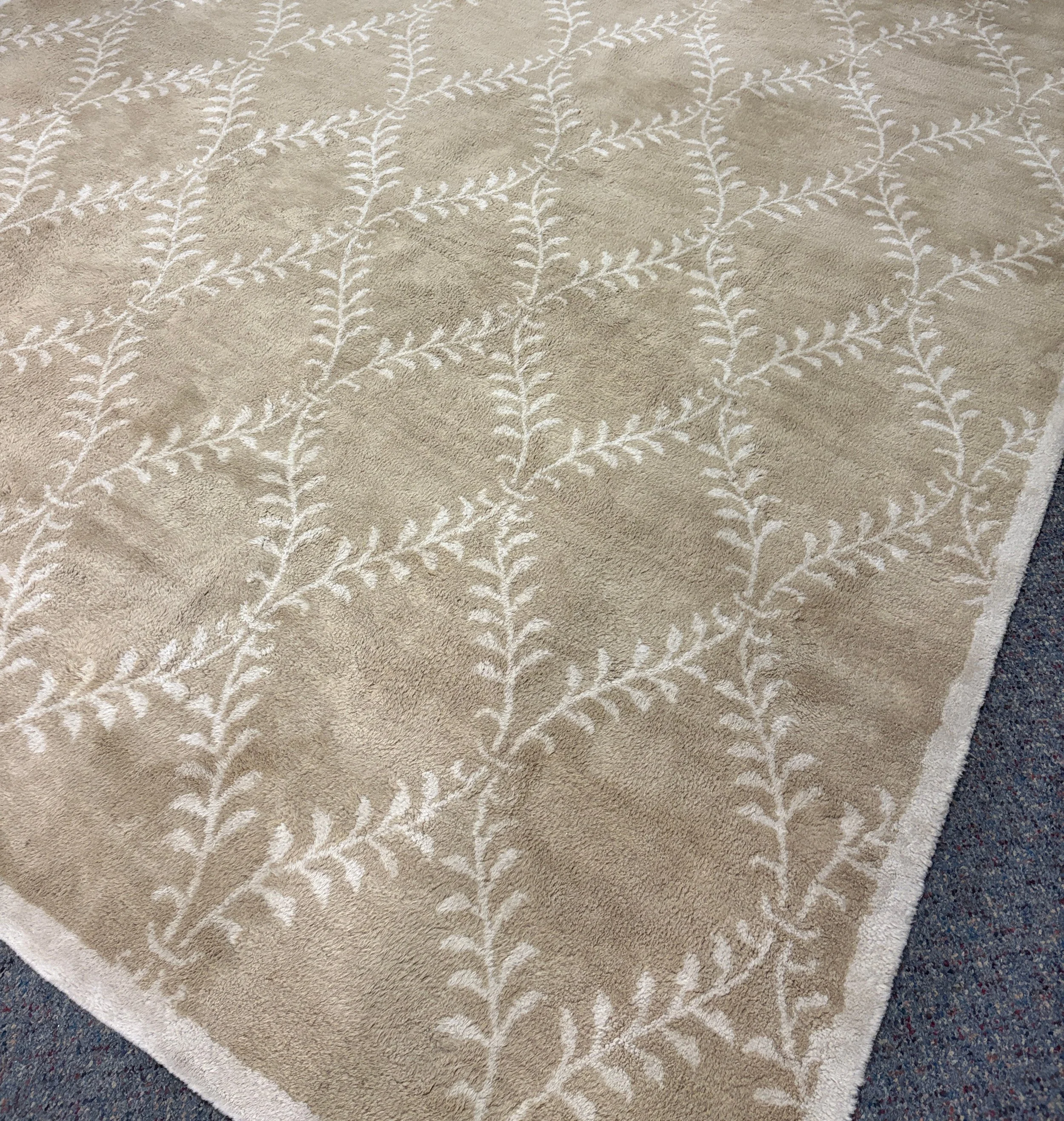 Pottery Barn Wool Lattice Rug 8x10
