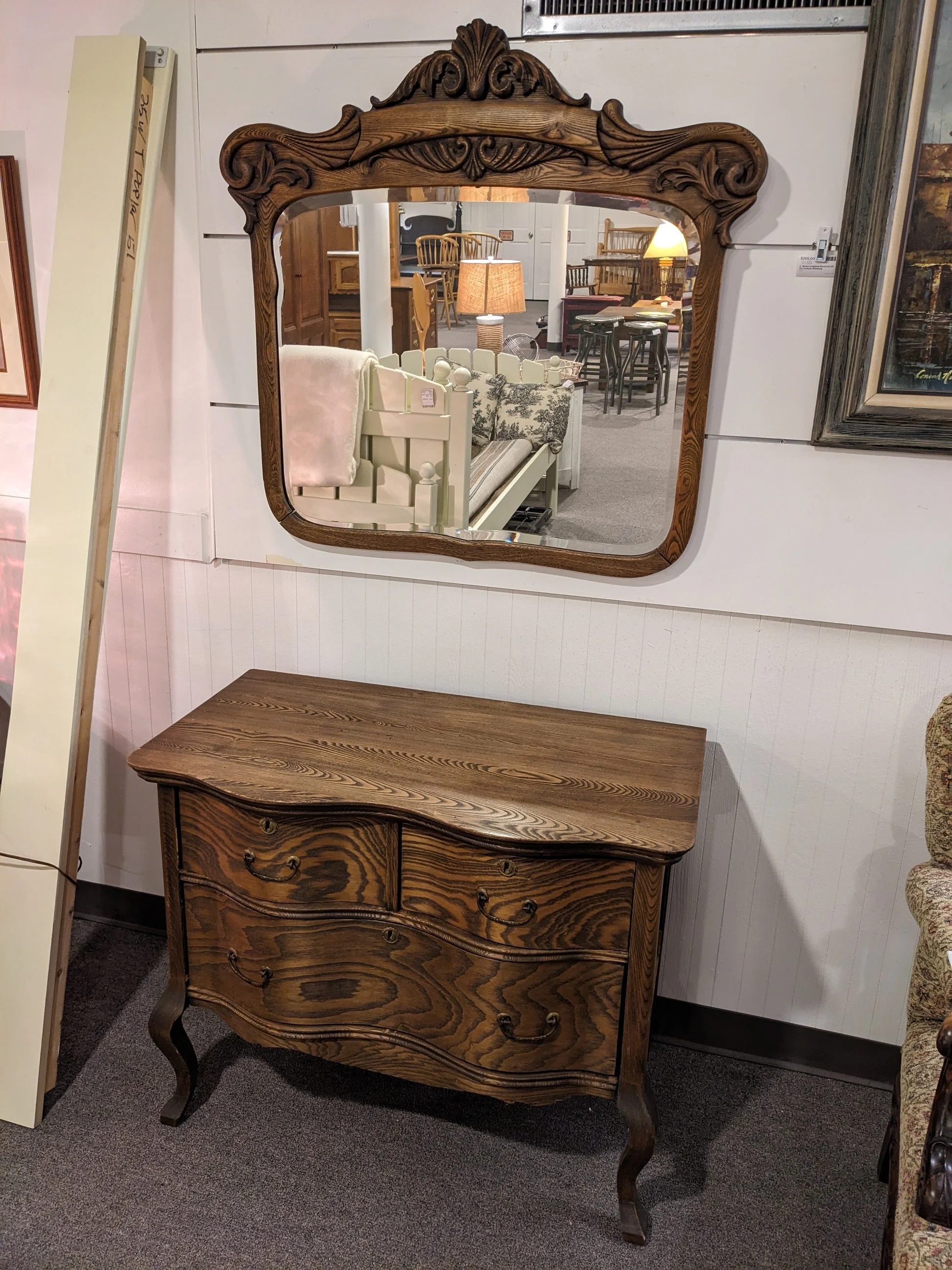 Serpentine 3-Drawer Dresser &amp; Mirror Set