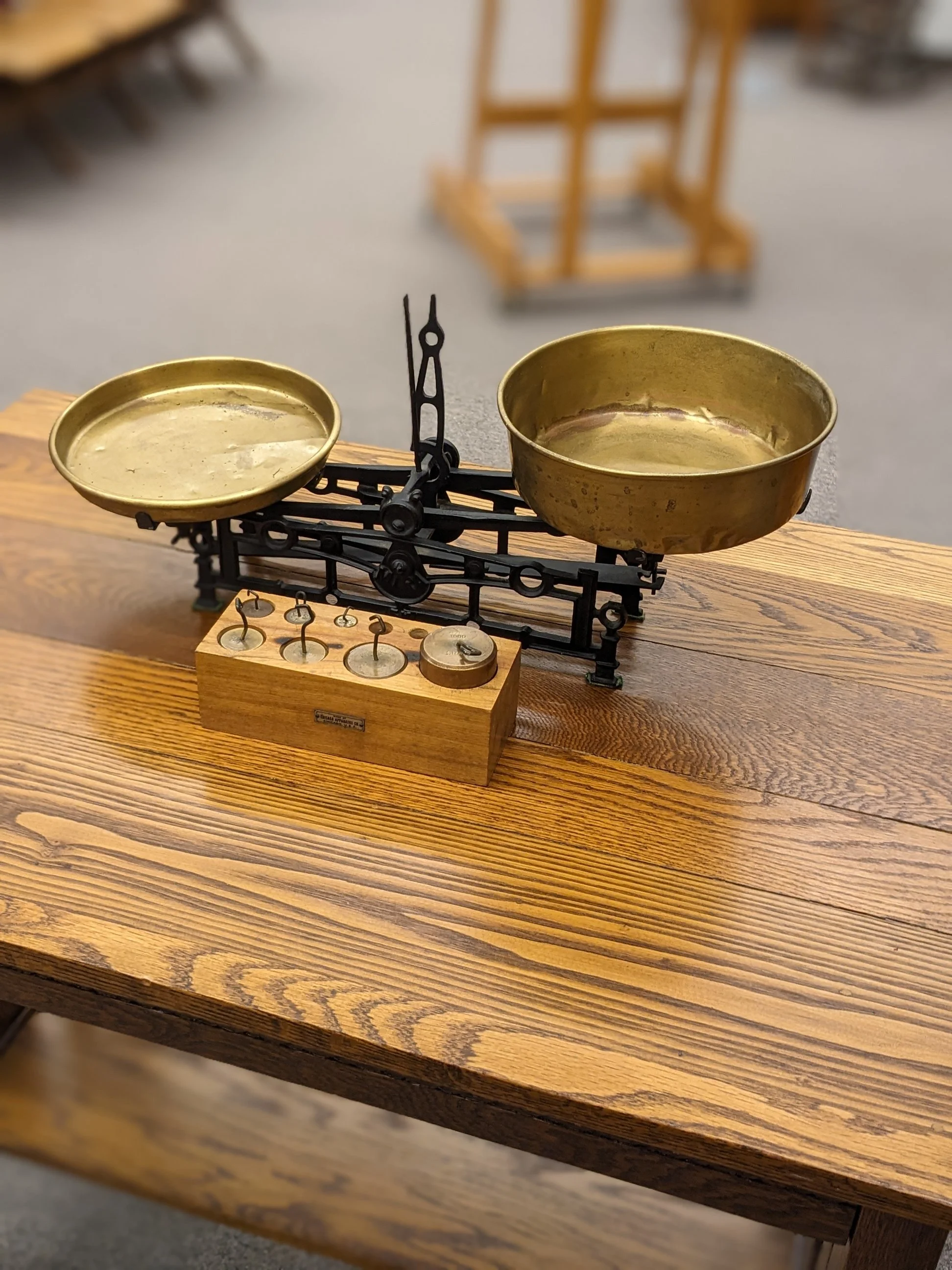 Cast Iron Balance/Scale with Weights