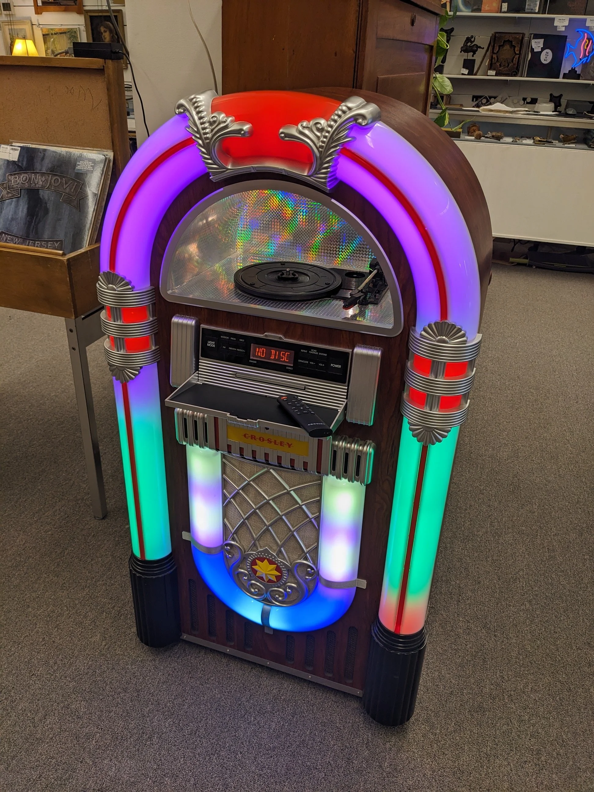 Crosley CR1704A-WM Jukebox