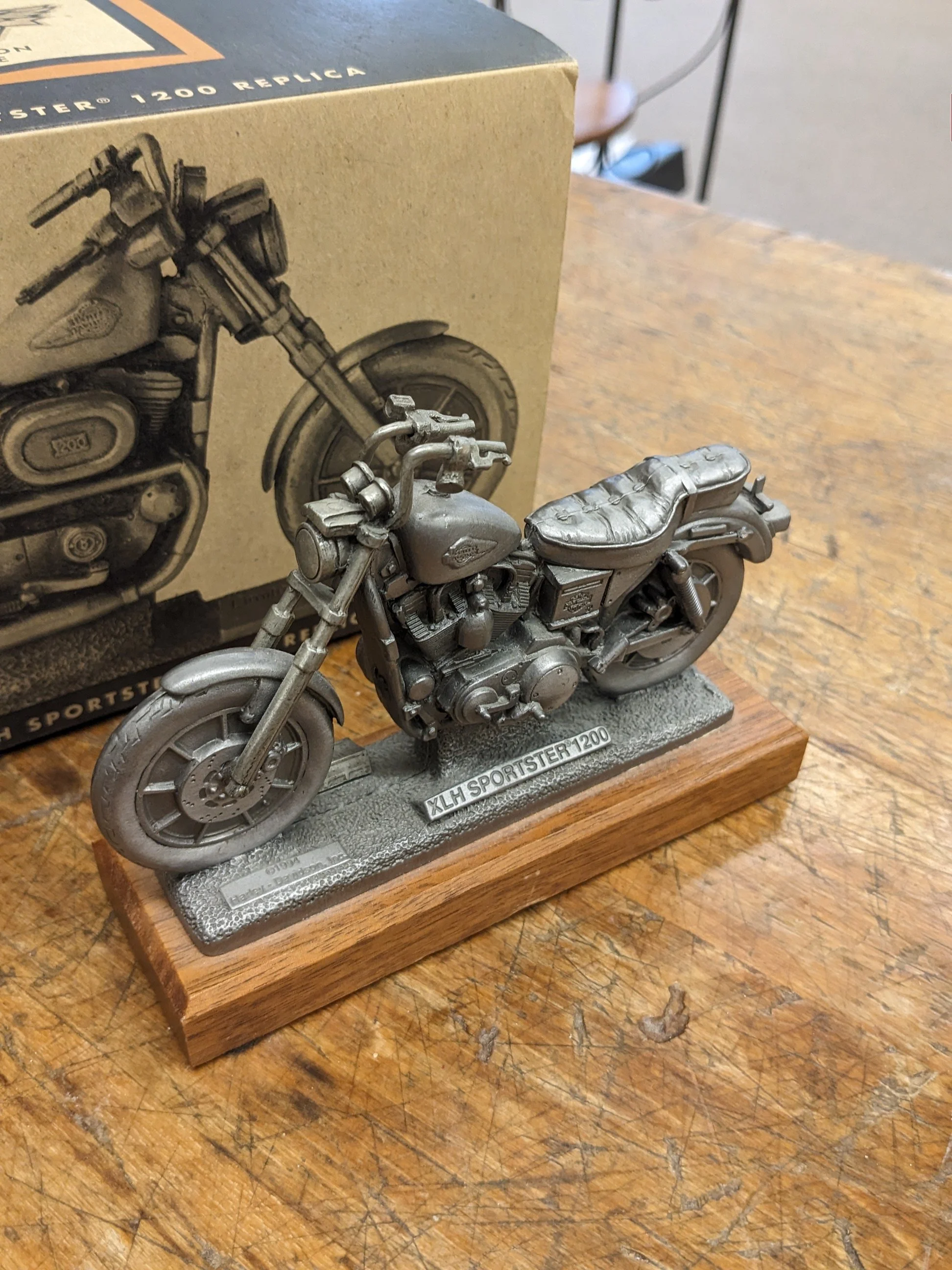 Harley Davidson XLH Sportster 1200 Replica