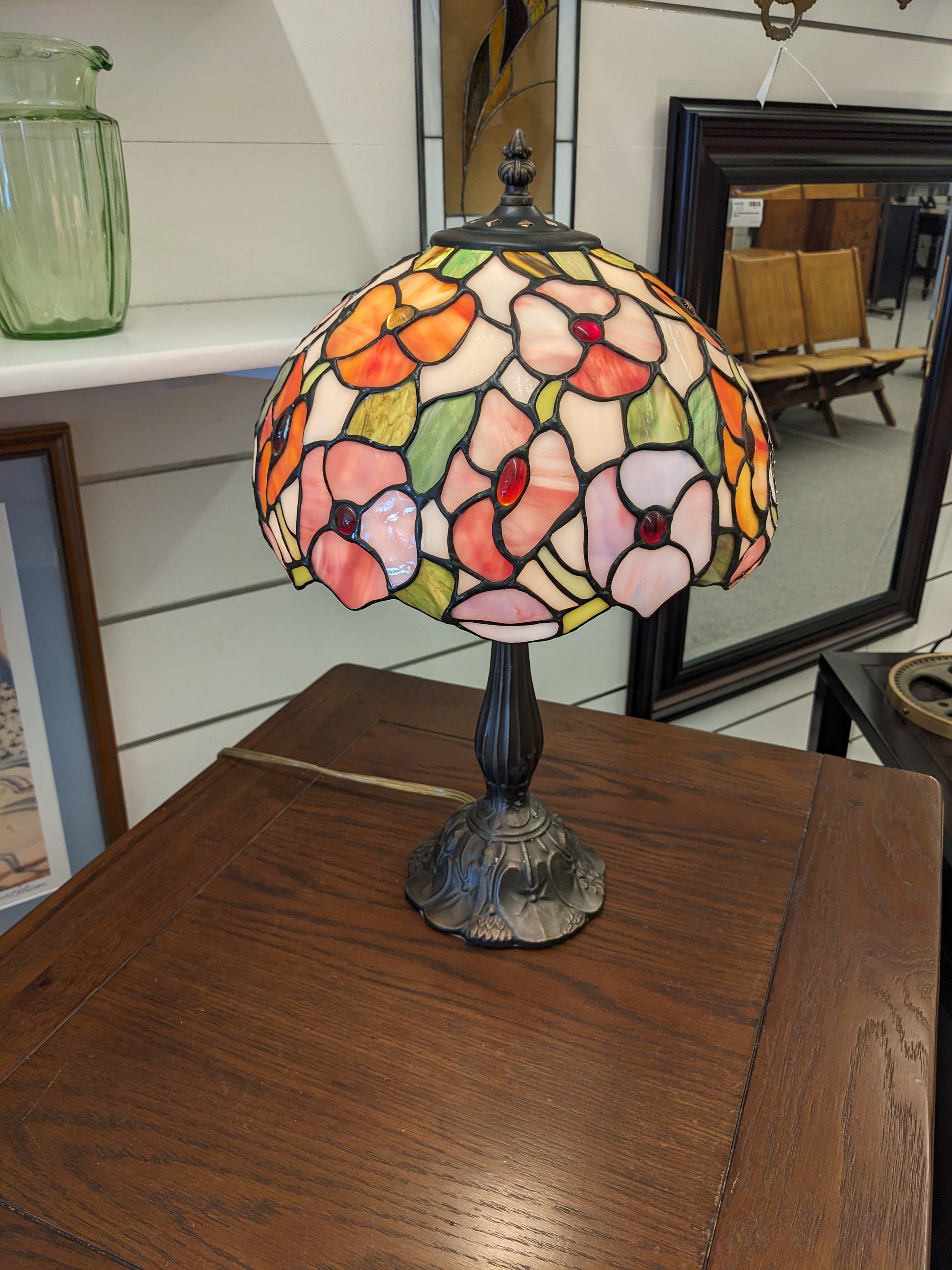 Tiffany-Style Stained Glass Table Lamp