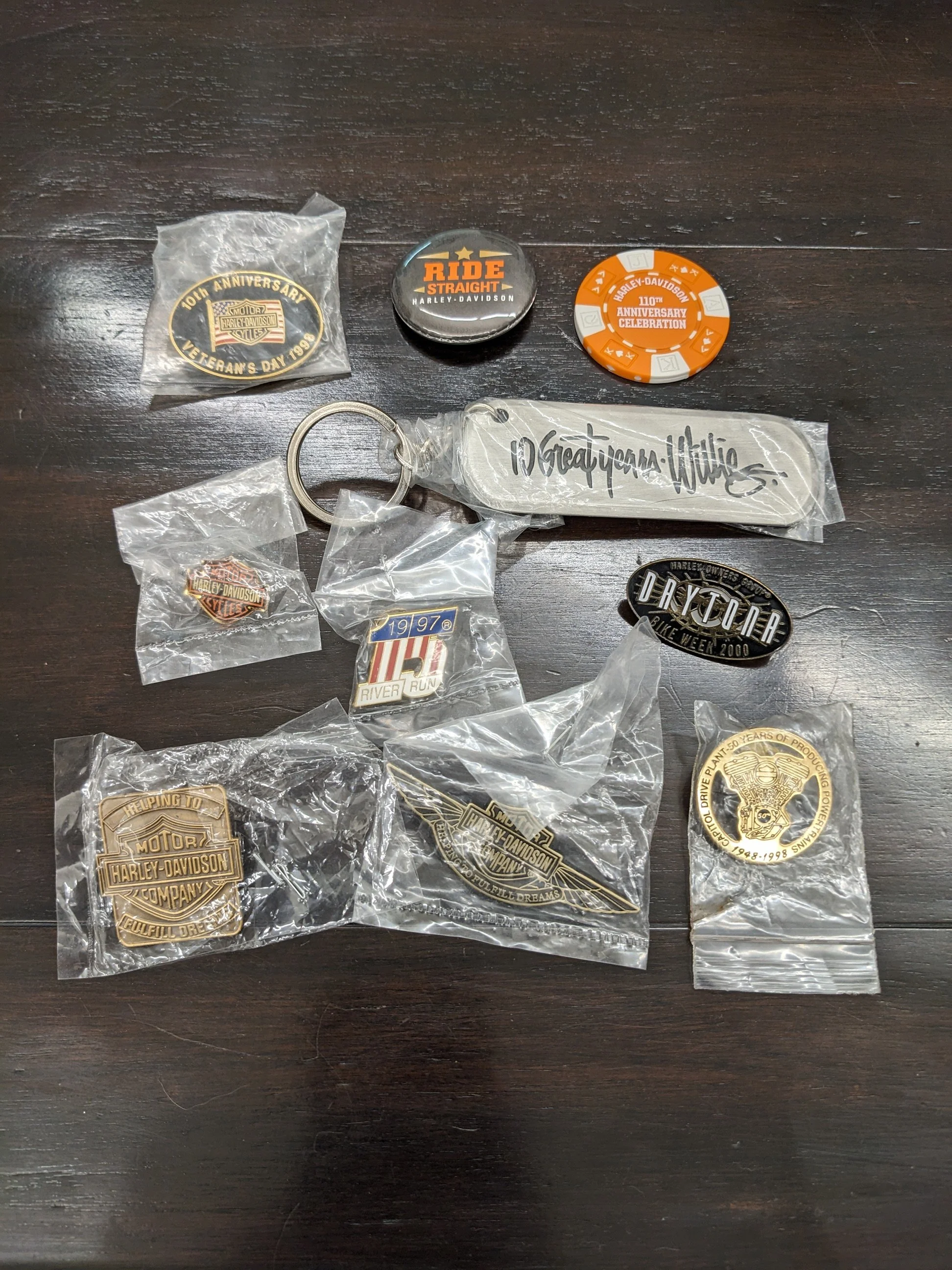 10-Pc Harley Davidson Pin &amp; Accessories