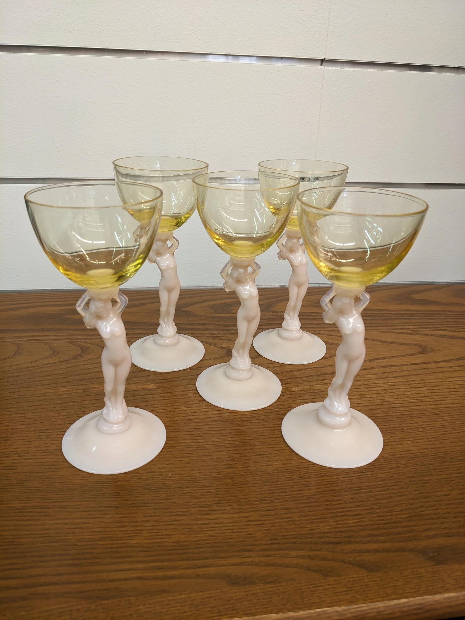 Vintage Cambridge Crown Tuscan Nude Glasses