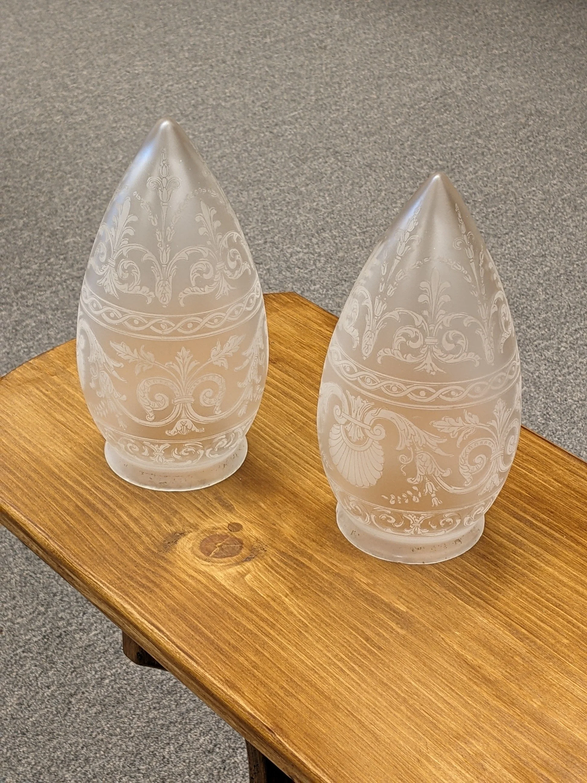Antique Acid-Etched Torpedo Shade