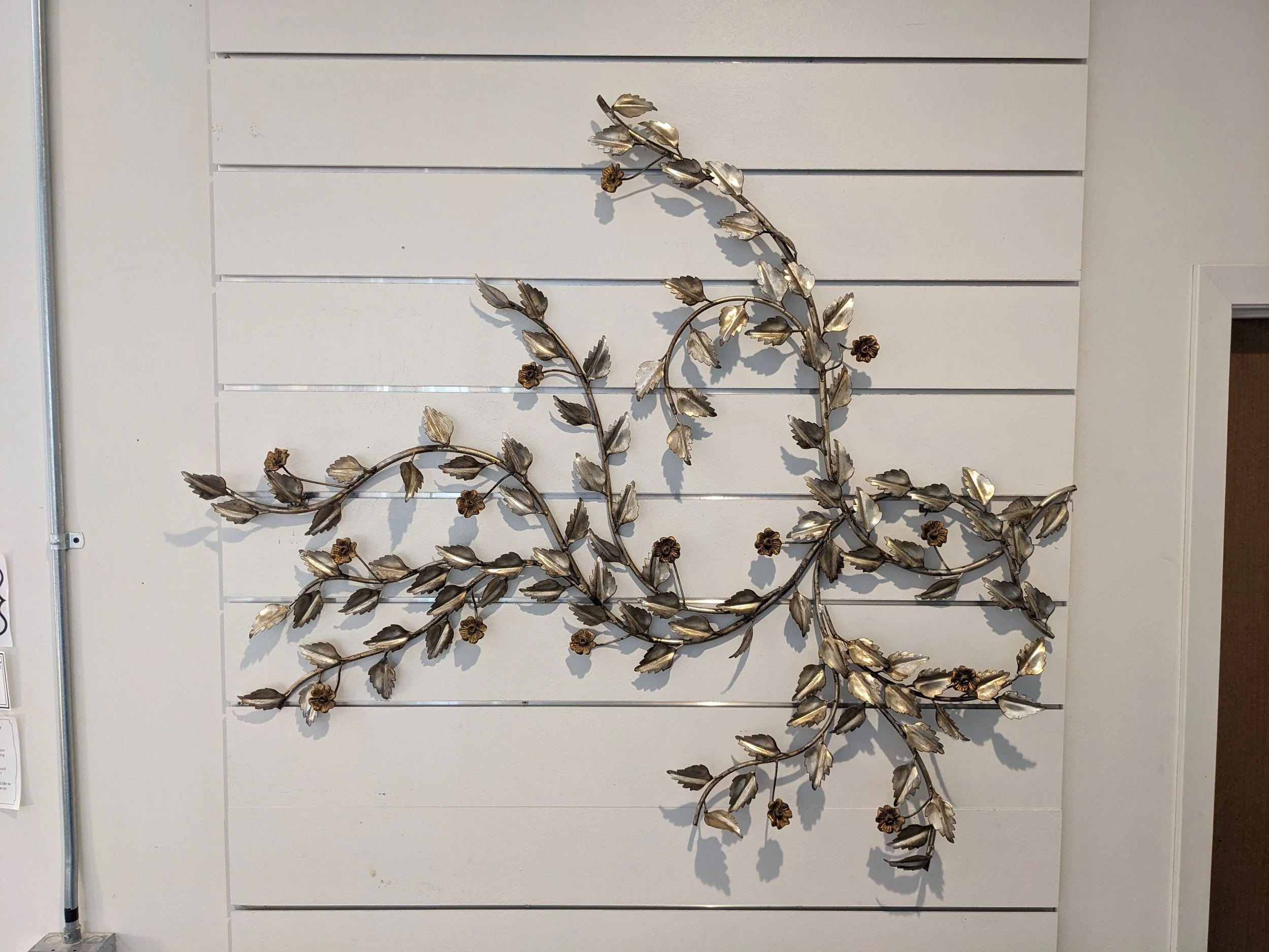 Vtg Italian Floral Metal Wall Sculpture