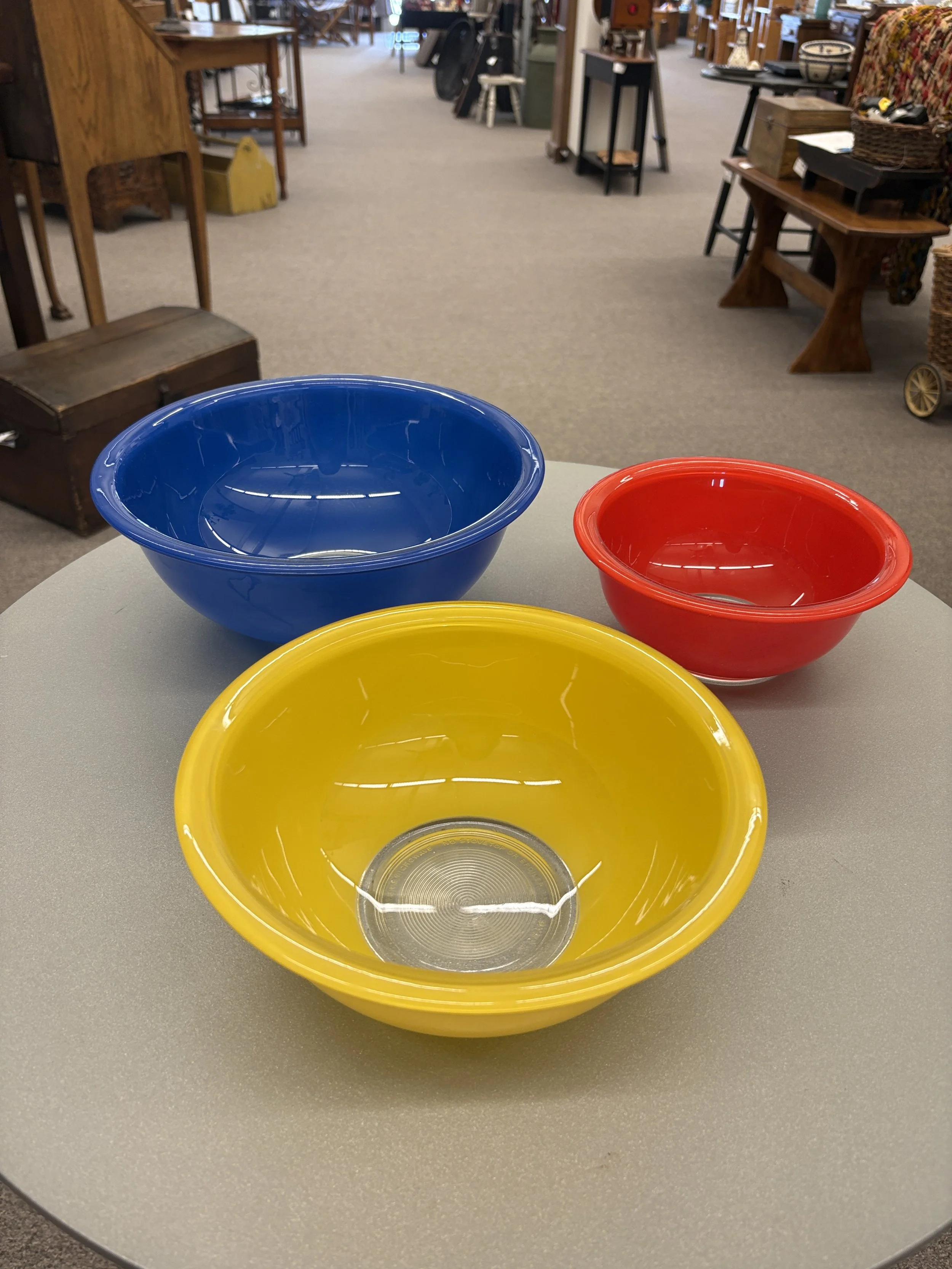 3Pc Pyrex 80's Primary Colors Bowl Set