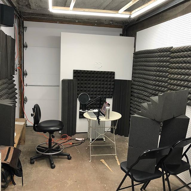 Episode #21 featuring a conversation with Roxanne Arsenault from @dddonzelle and @centreclark coming soon! #interviewpodcast #contemporaryart #artistruncentre #montreal #montrealart #musocmontreal #feminist #womenpower