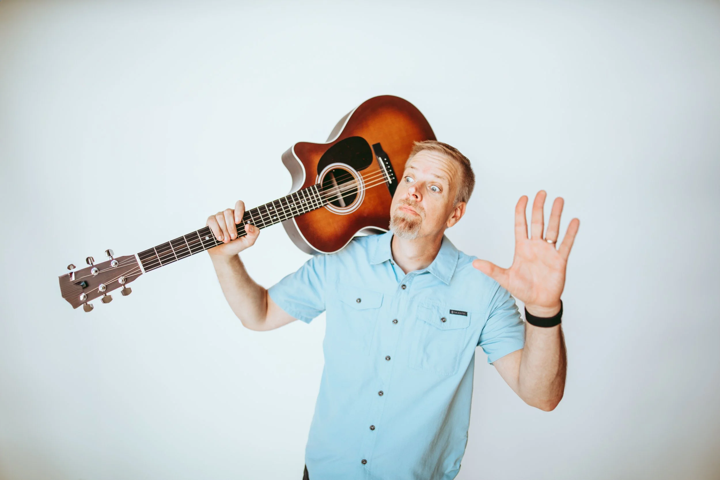 Jonnie Guitar Sling.jpg
