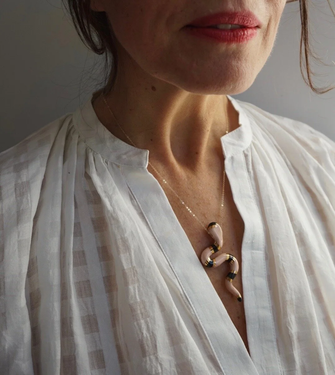 Large Serpente Pendant in Striped Rose