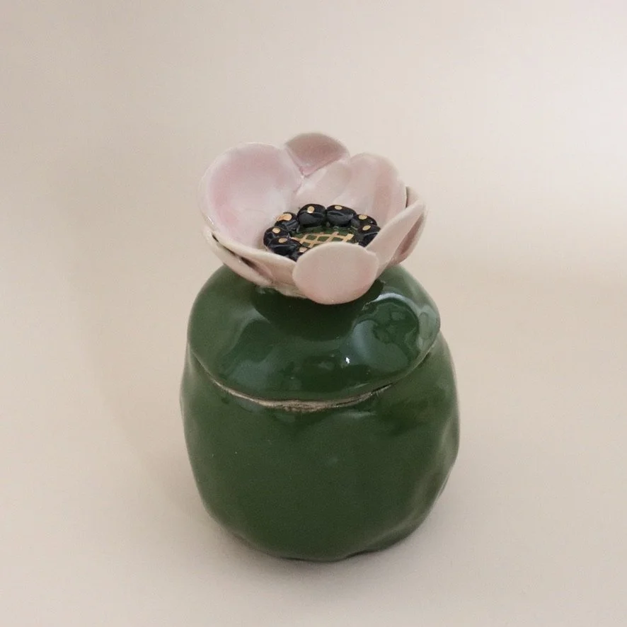 Rosa Candle in Handmade Porcelain Jar