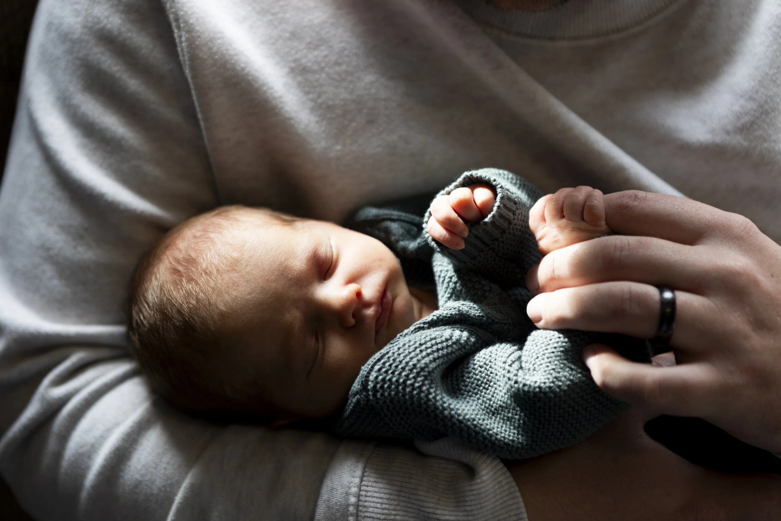 Newborn in Daddy's arms
