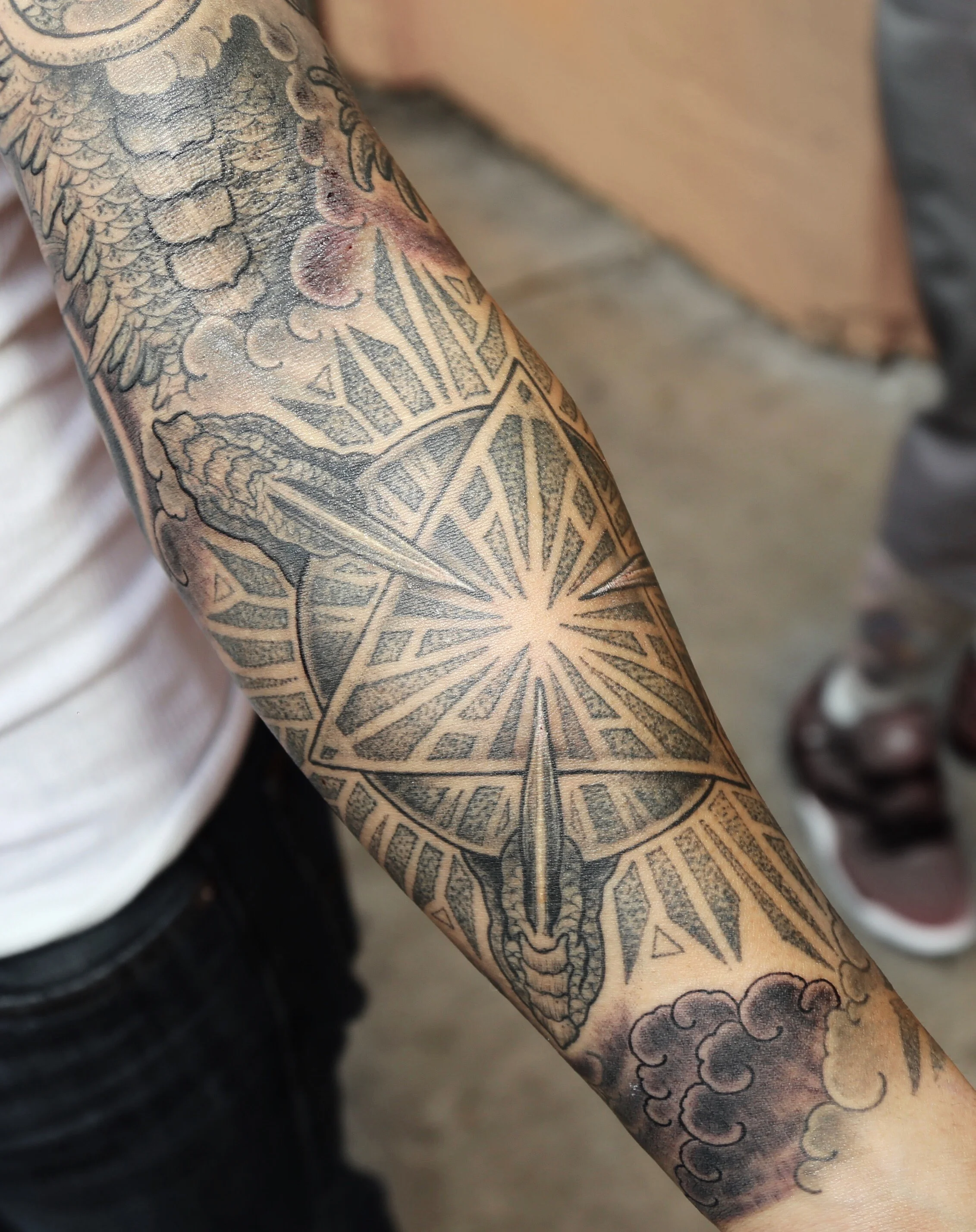 enrique bernal ejay tattoo dallas texas dragon claw.jpeg