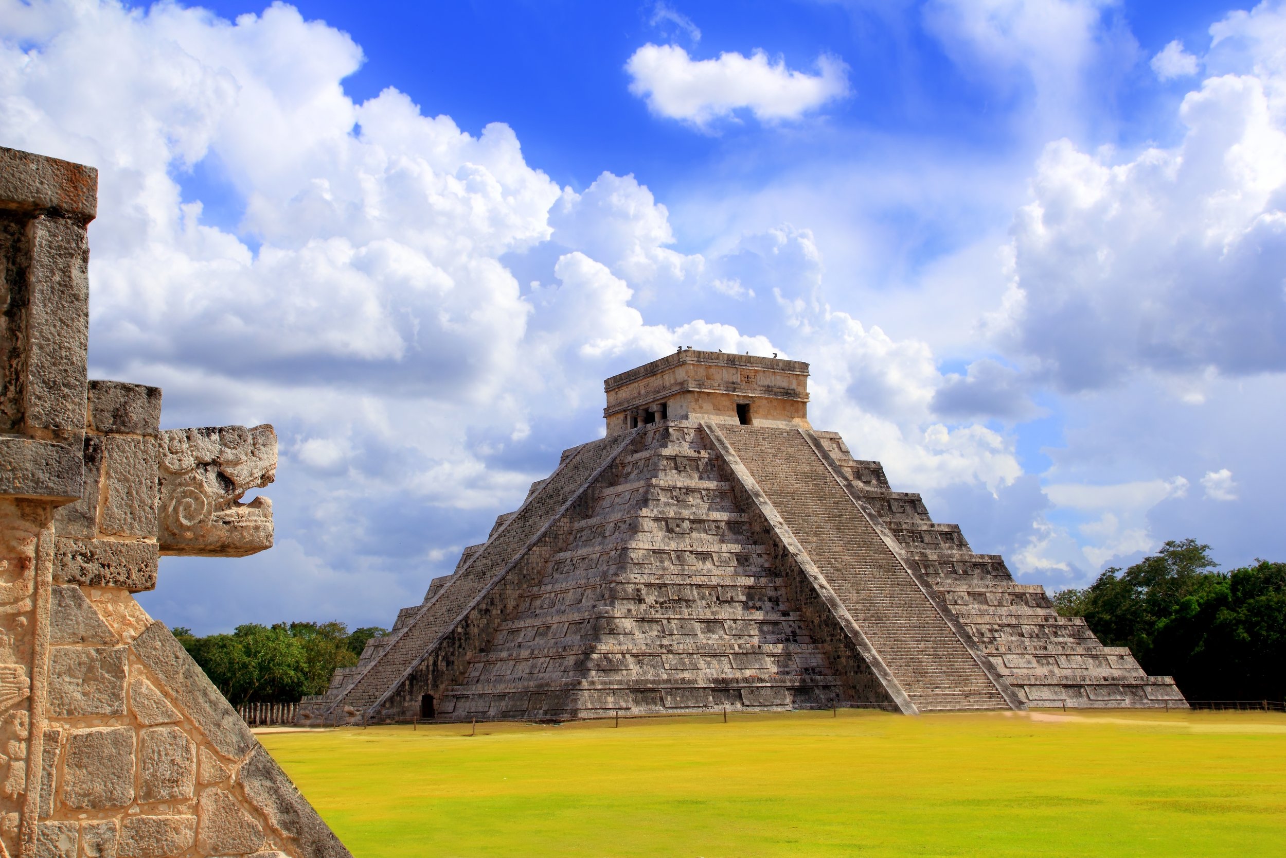 Vuelo de Cancún a Chichén Itzá