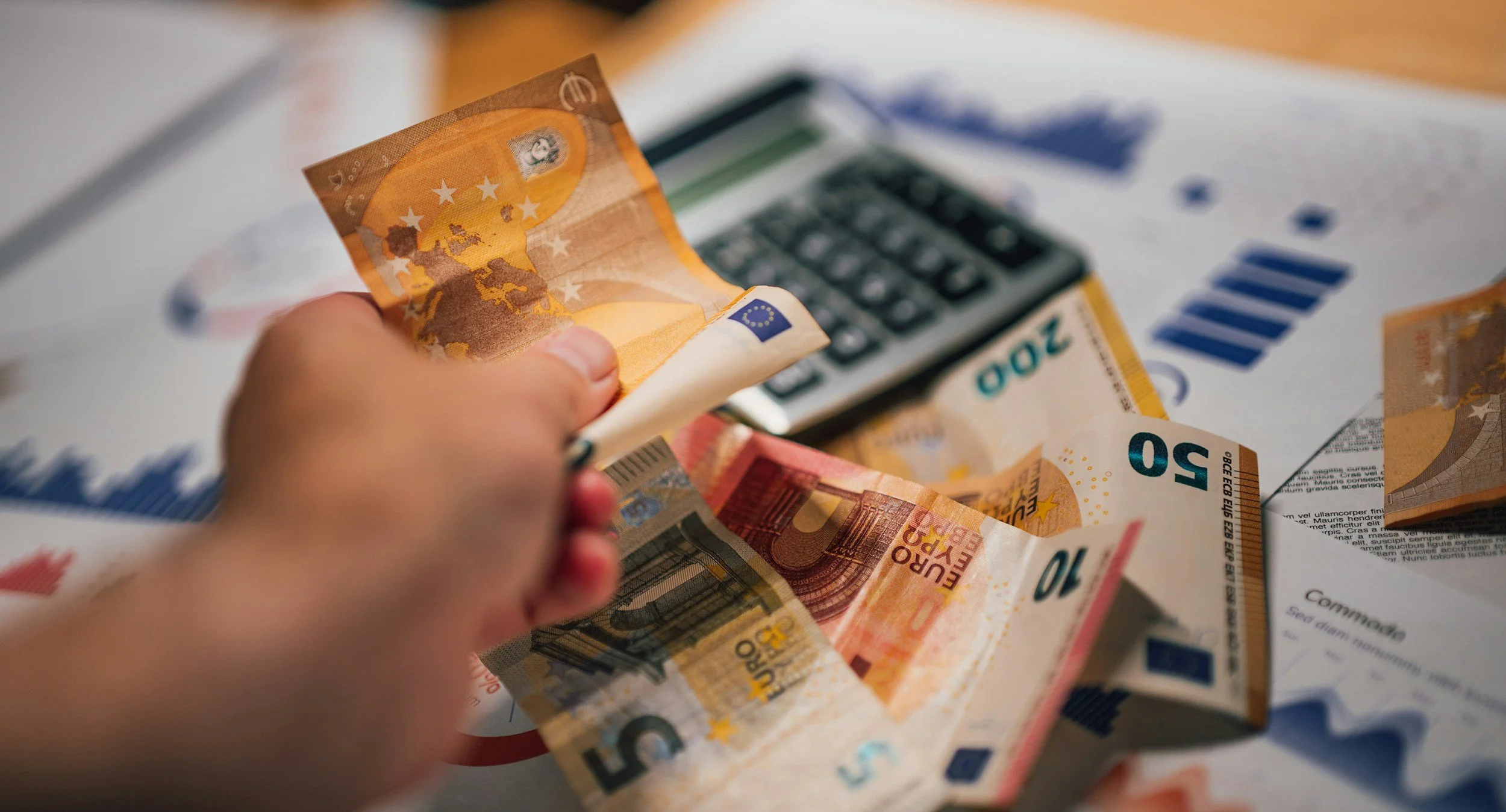 Do you need to pay tax on loyalty points and cashback?