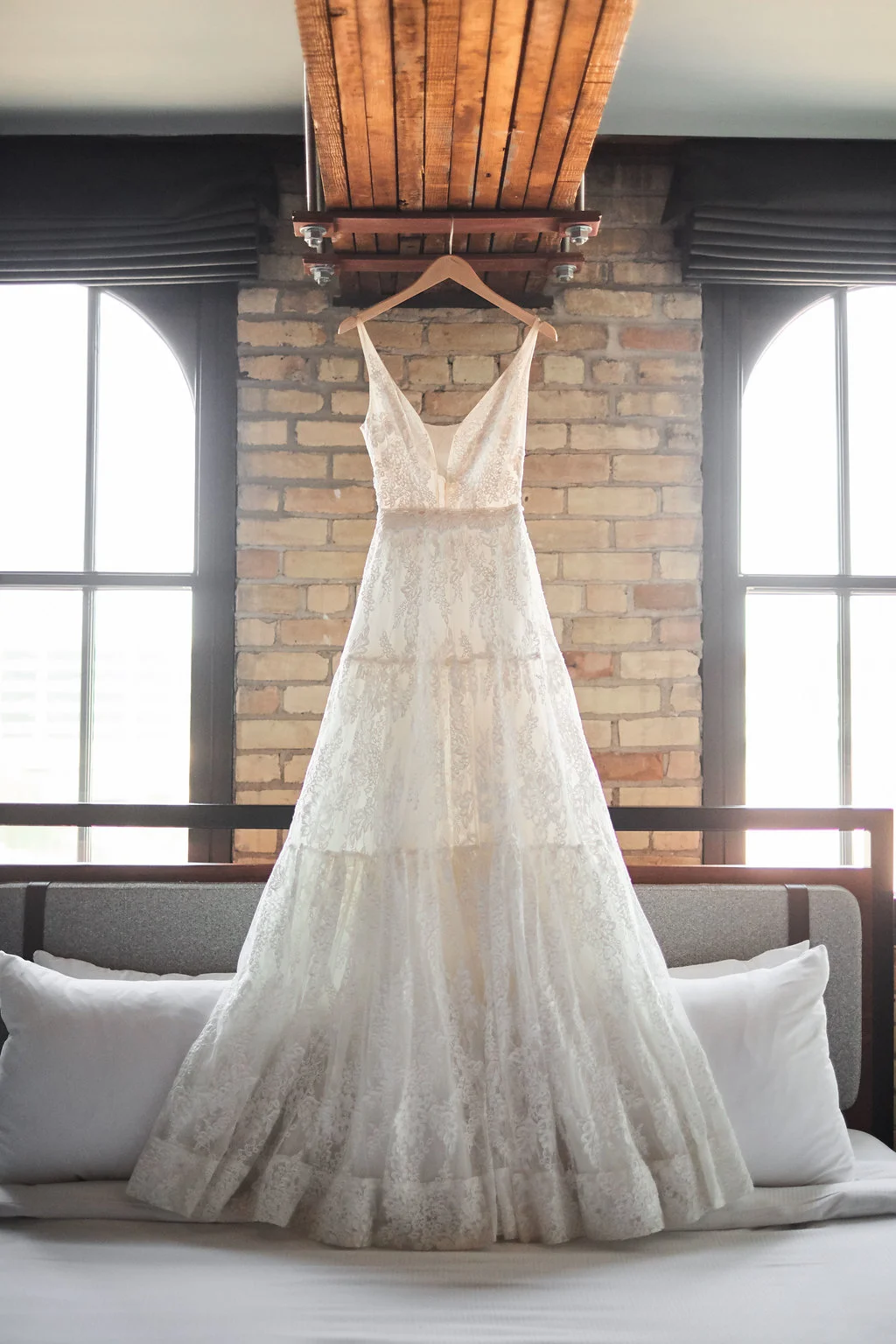 Hewing-Hotel-Minneapolis-Wedding49.jpg