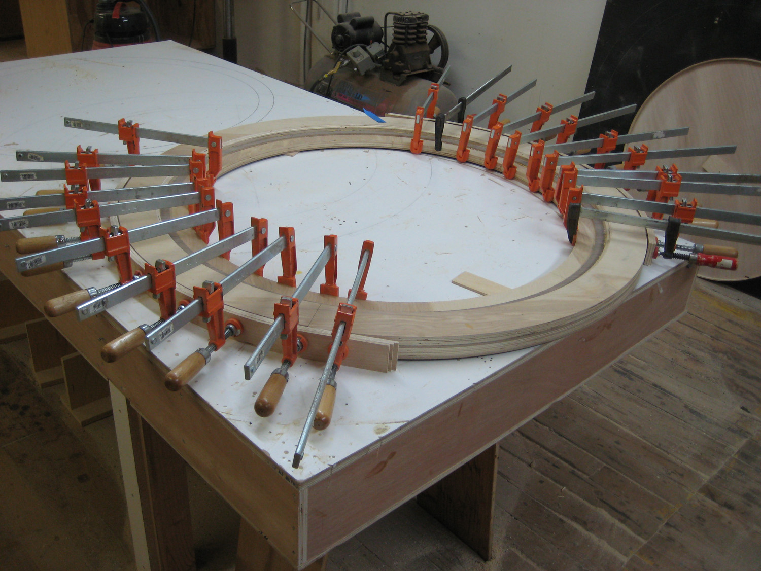 Esquivel-Process-Grain-Furniture-Studio-By-Jason-Hernandez-13.jpg