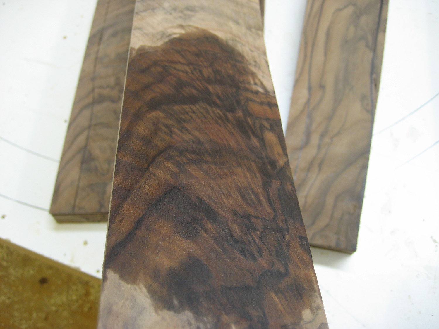Esquivel-Process-Grain-Furniture-Studio-By-Jason-Hernandez-37.jpg
