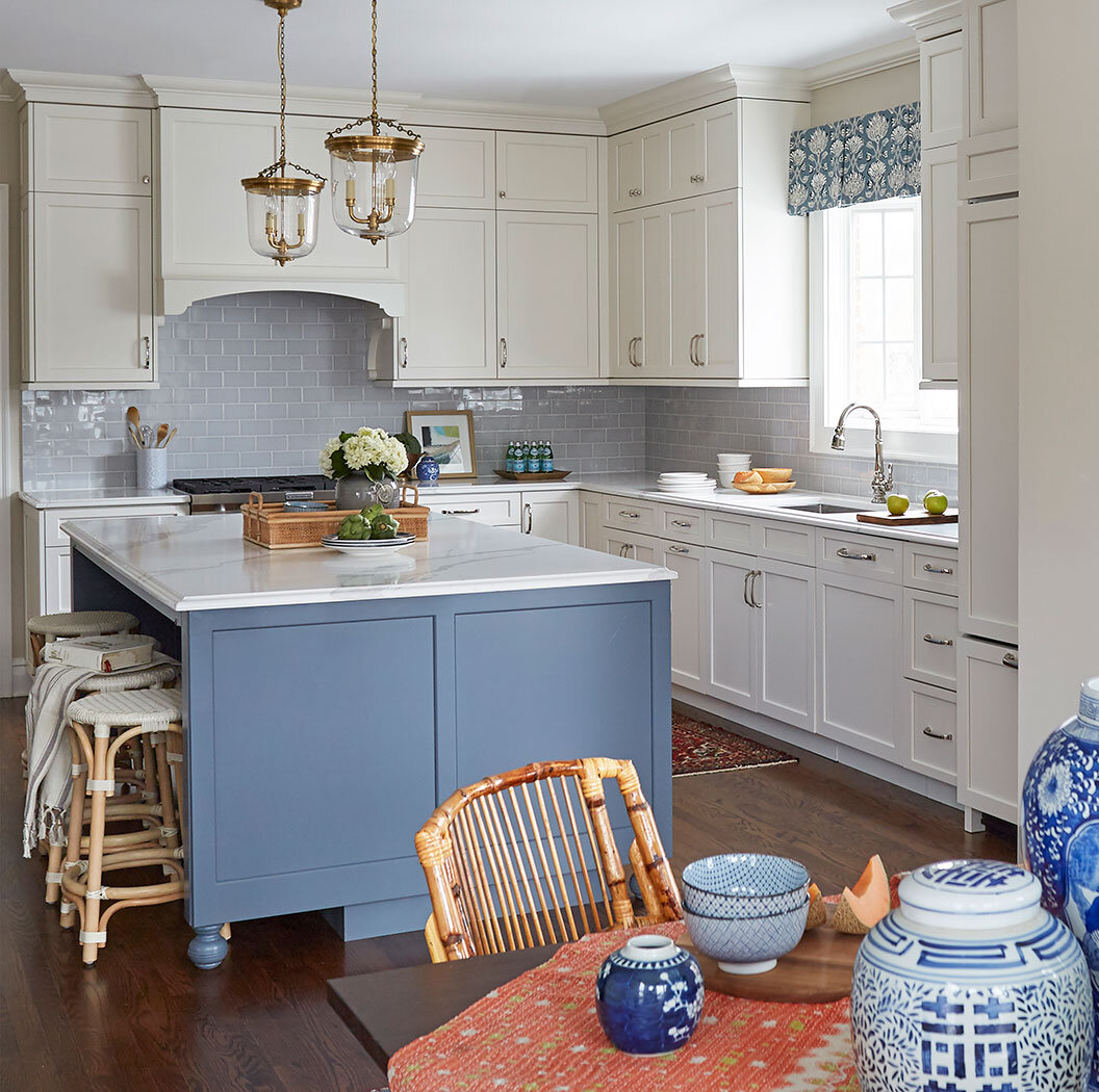 TRADITIONAL COASTAL KITCHEN — Two Hands Interiors