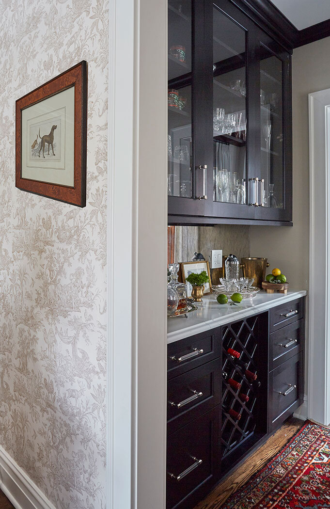 Traditional Butler's Pantry with Restoration Hardware pulls