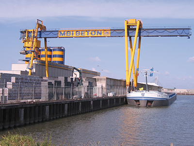 Synchronized crane wheels cut maintenance costs