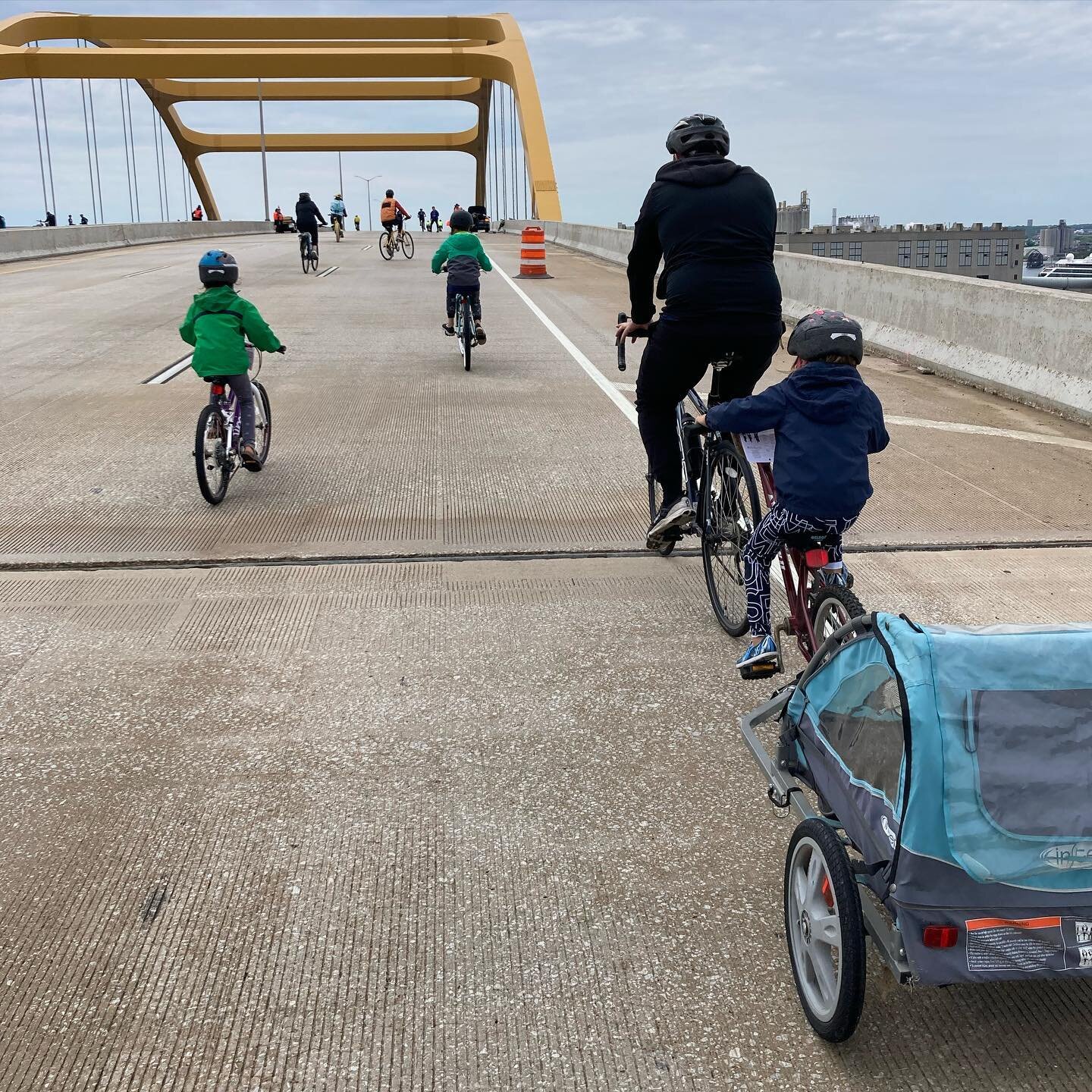 Best way to cross the Hoan🌉🚴