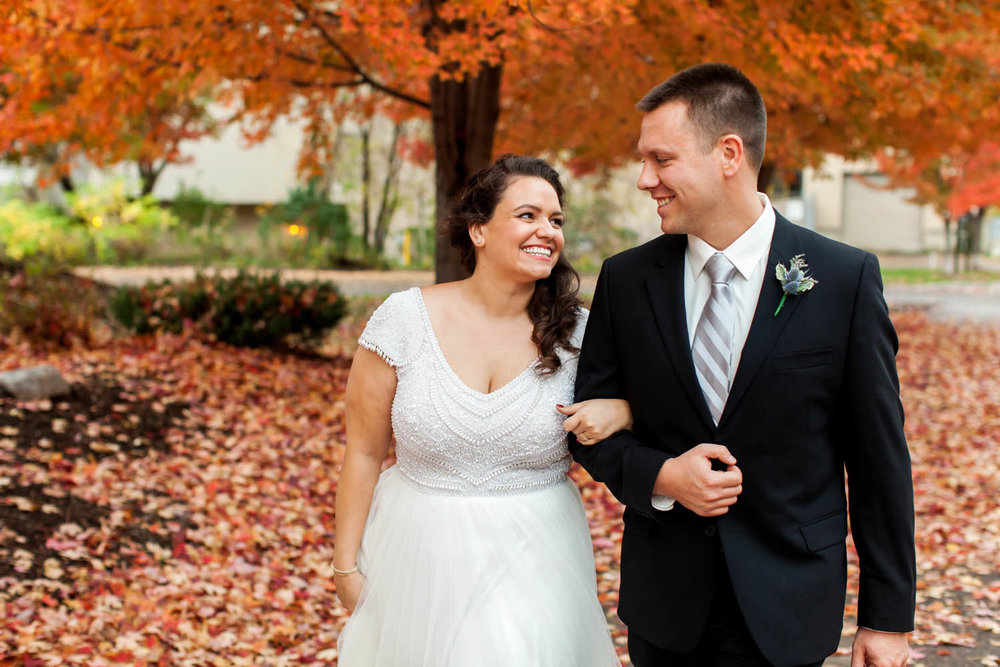 stone arch bridge wedding photos