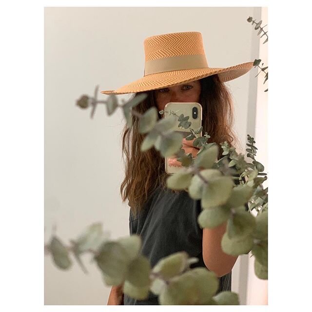 It is time for a new start ✨ New Collection is here #etnialab#etnialabhats#handmade#madewithlove#newbeginnings#newnormal#summer#summerfashion#ecofriendly#givingback#toquillastraw