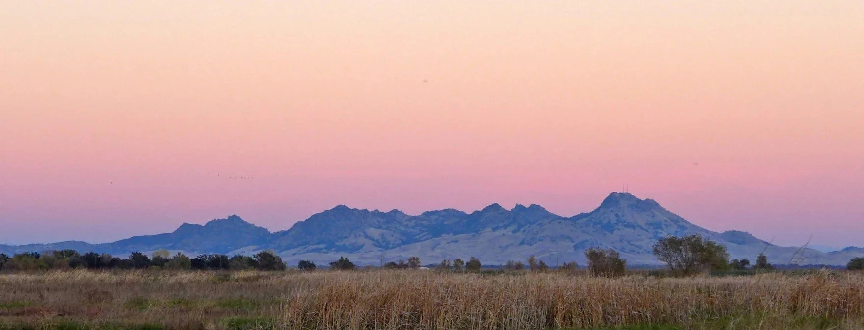 ENLIGHTENMENT Experiences: Moonlight Stroll in the Sutter Buttes