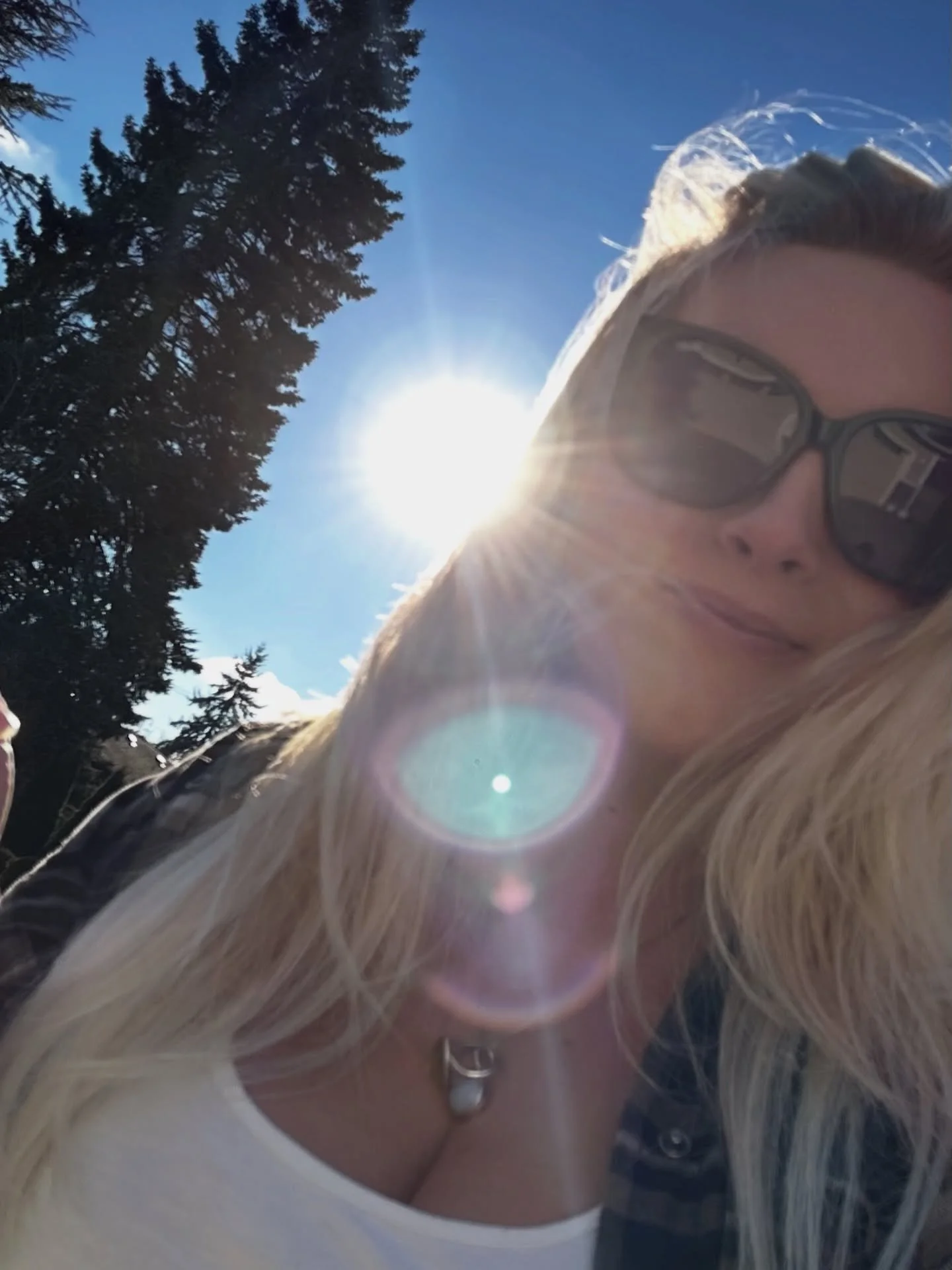 You don&rsquo;t need permission to shine.
You don&rsquo;t need the spotlight handed to you.

Be your own light.
Warm. Steady. Unapologetic.

When you stop outsourcing your worth, your joy, your confidence&hellip; 
everything changes.
✨

#millennialmo