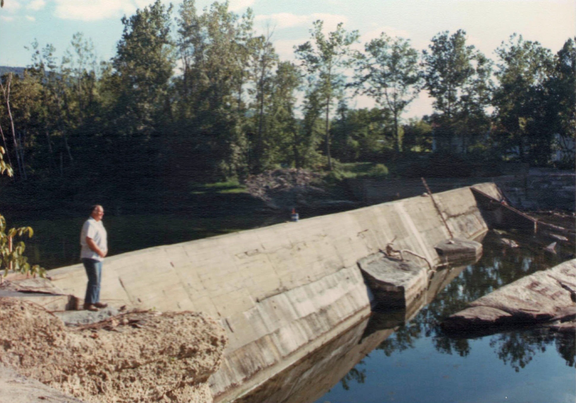 Britt Gilbert Dam Repair 1986 ii.JPG