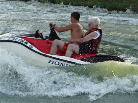 480_360_csupload_68795058.jpg