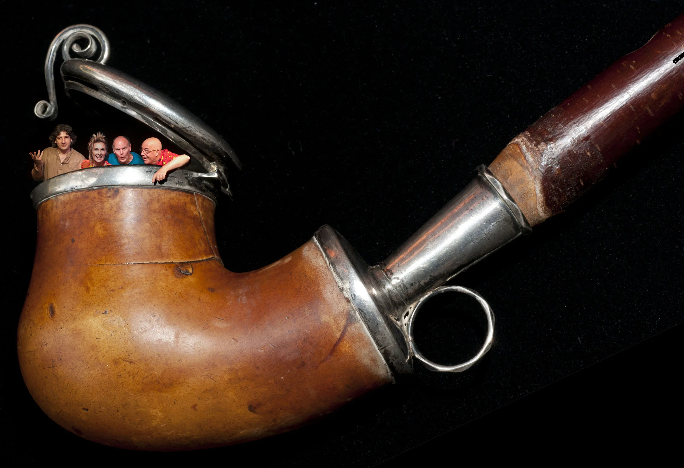 group+pipe.jpg