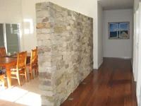 stone-cladding-retaining-wall-th