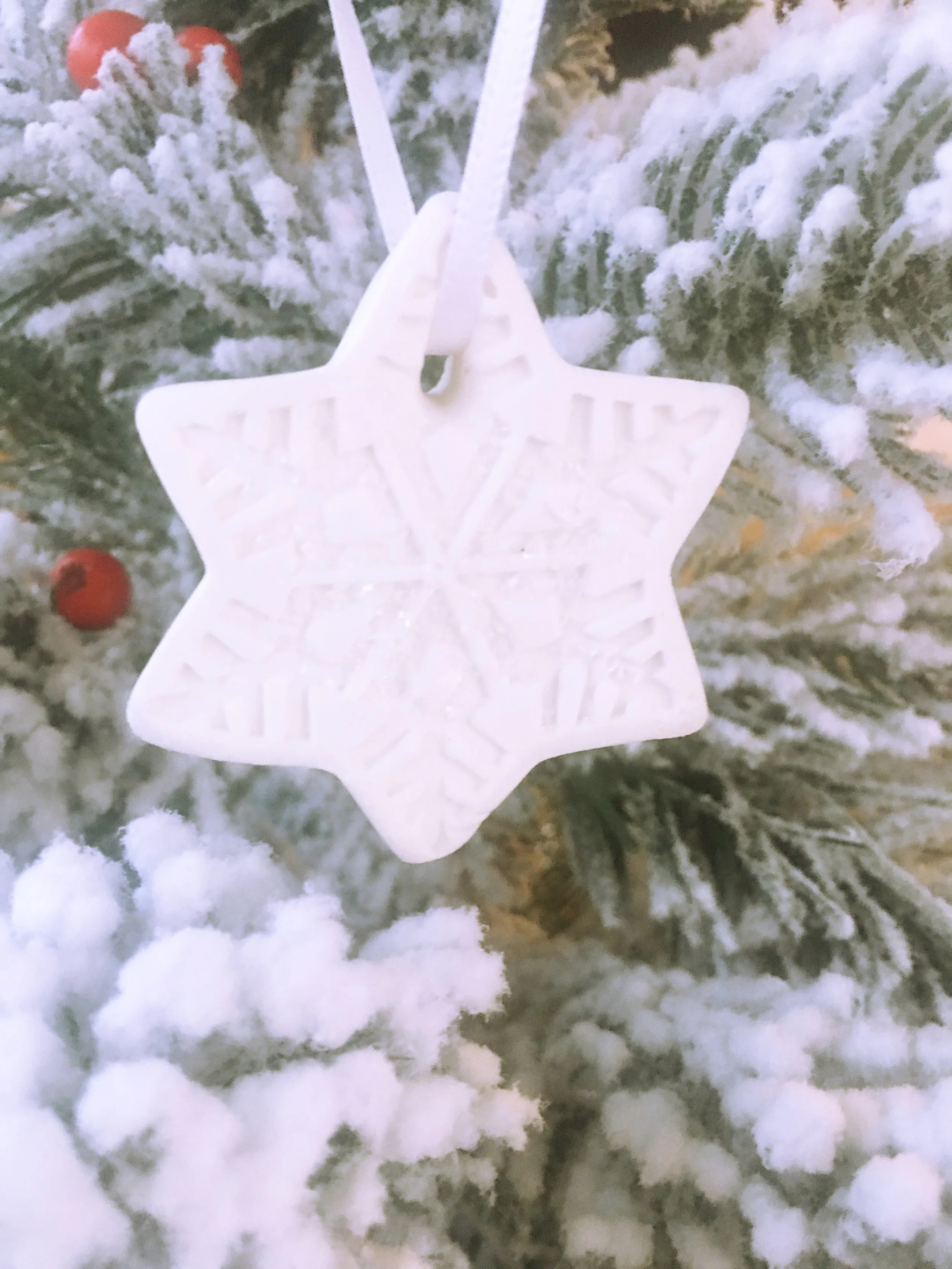 Snowflake ornament DIY13.jpg