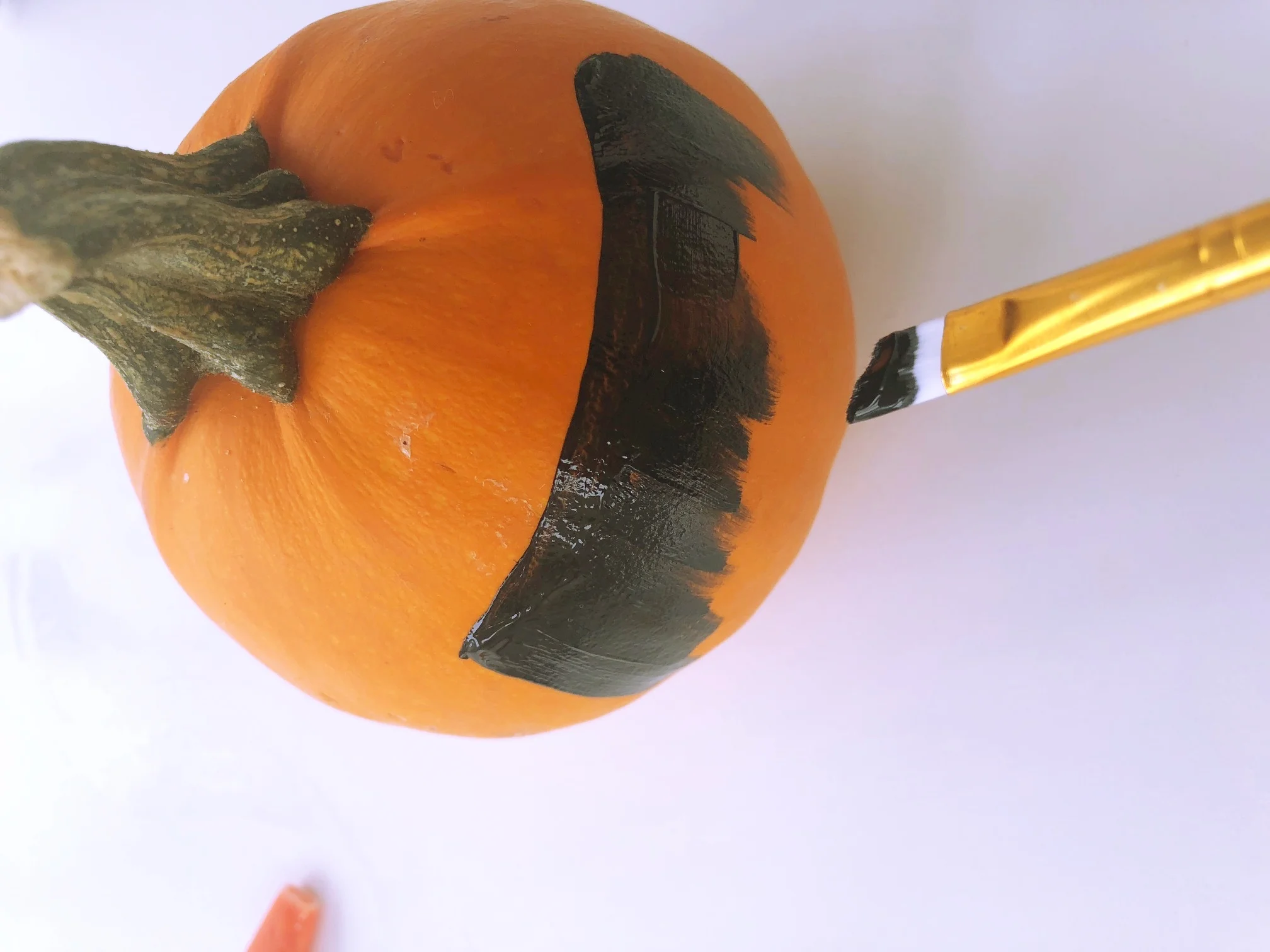 Chalkboard Paint Pumpkin 3.jpg