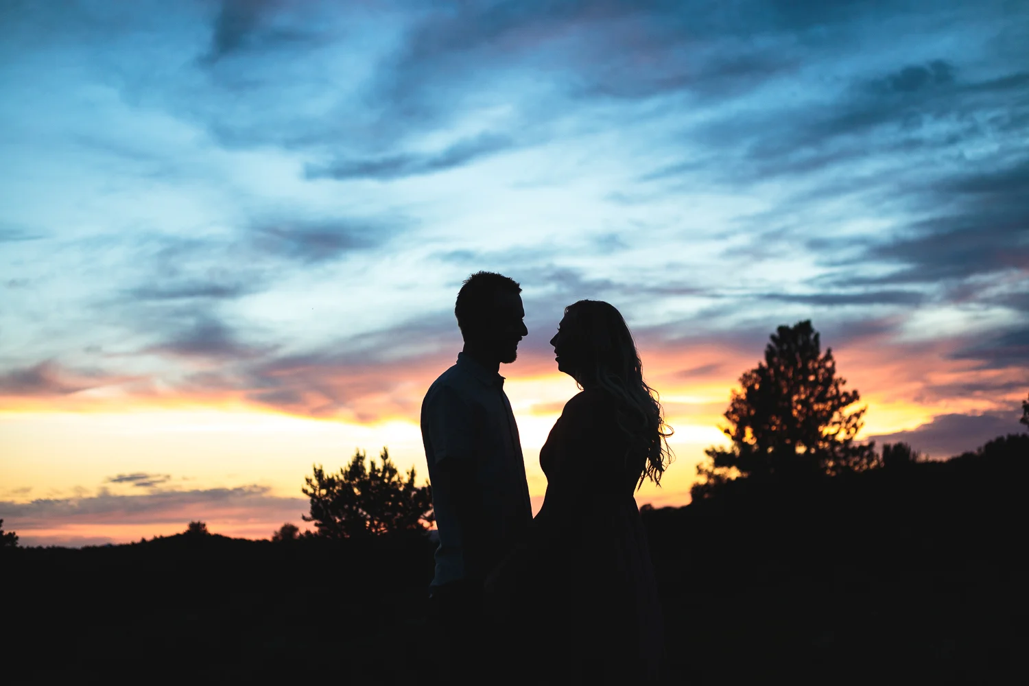 Southern Utah Mountain Silhouette couples photography