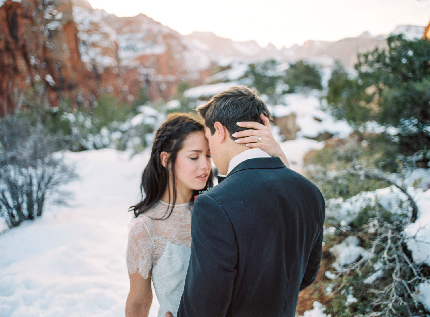 Fine Art film wedding photographer Zion National Park winter Fujifilm pro 400H