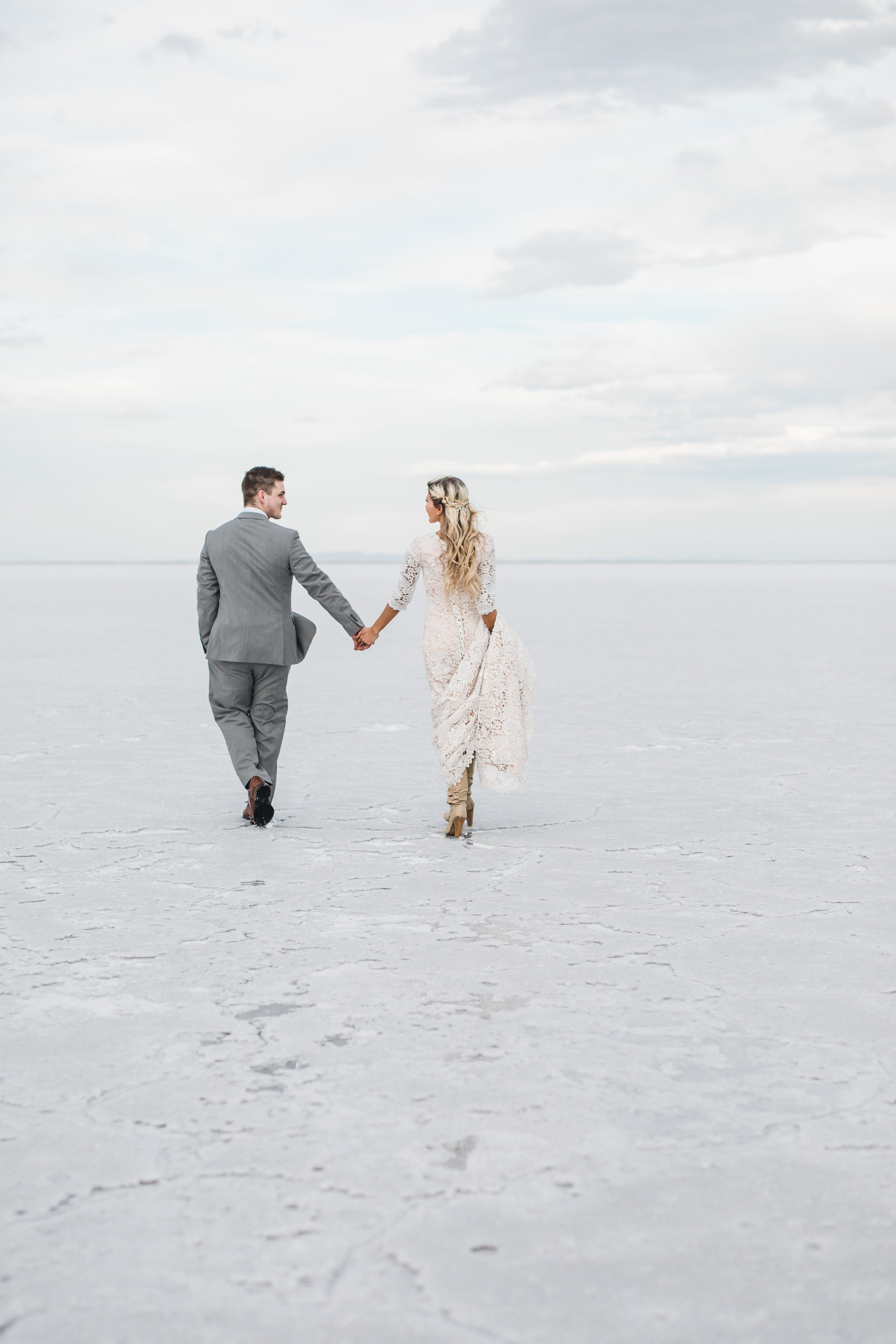 Utah adventure wedding bridals husband and wife team photographers