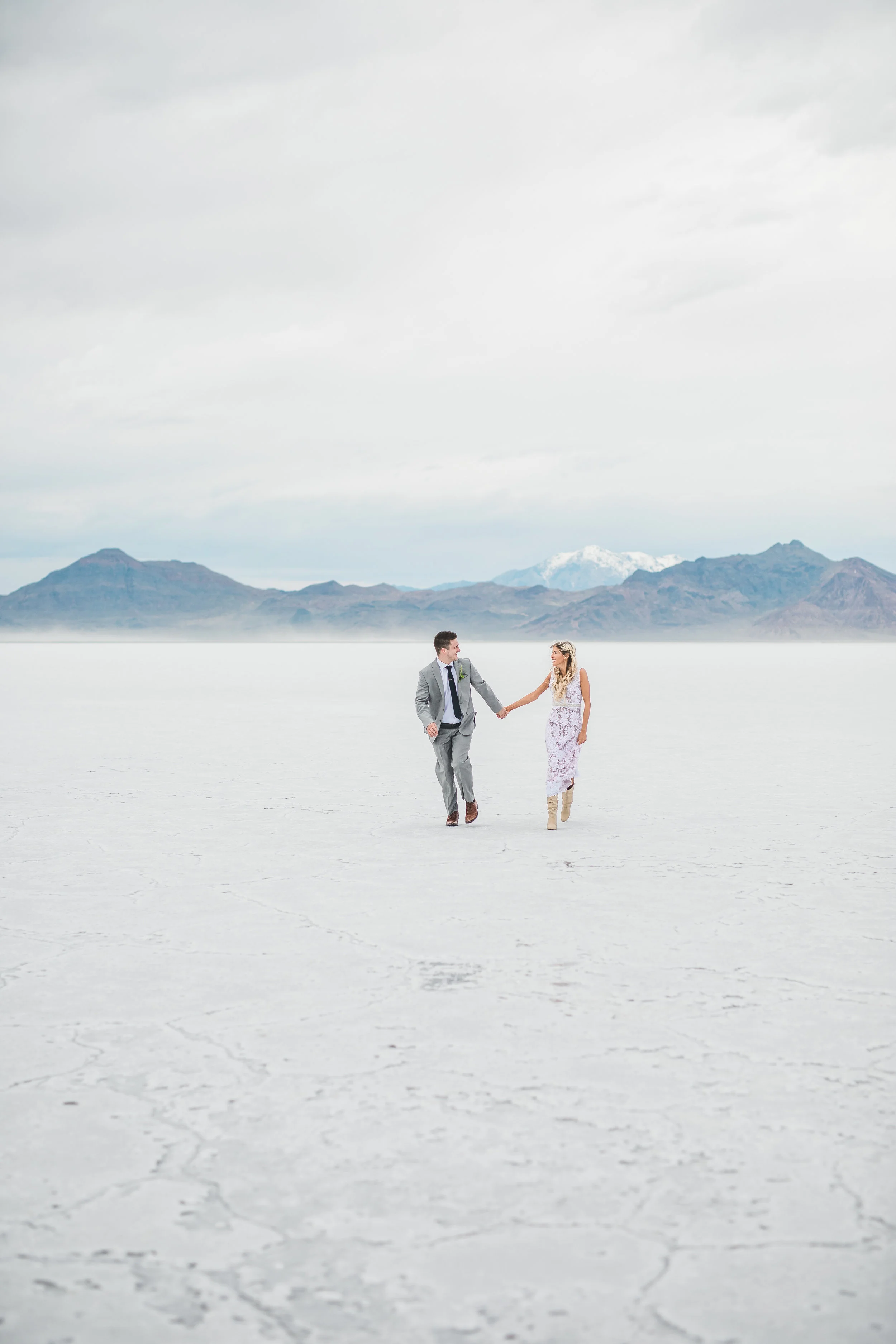 Bonneville Salt Flats adventure elopement photographers Kyle Loves Tori Photography