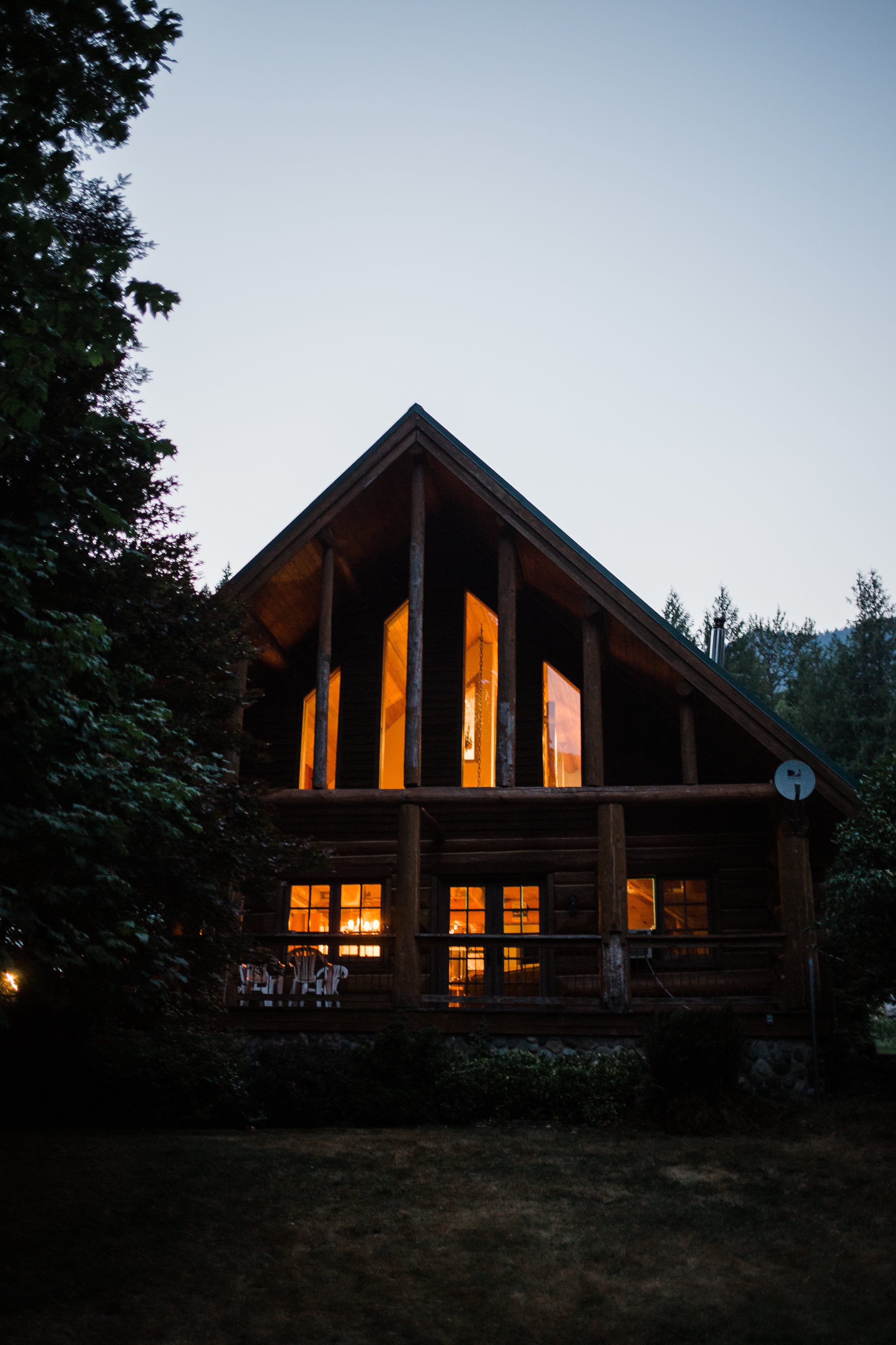 Washington Mount Rainier Cabin Wedding