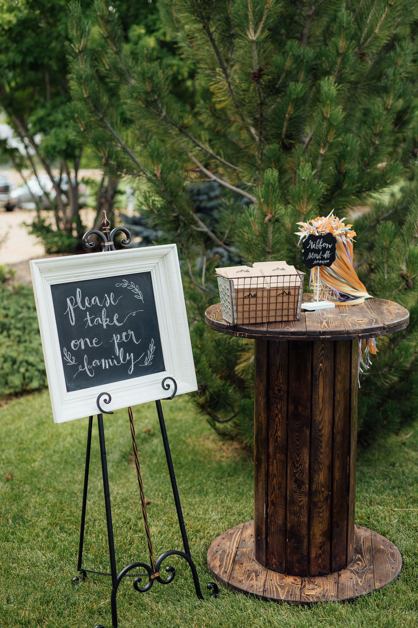 Wedding favors and ribbons